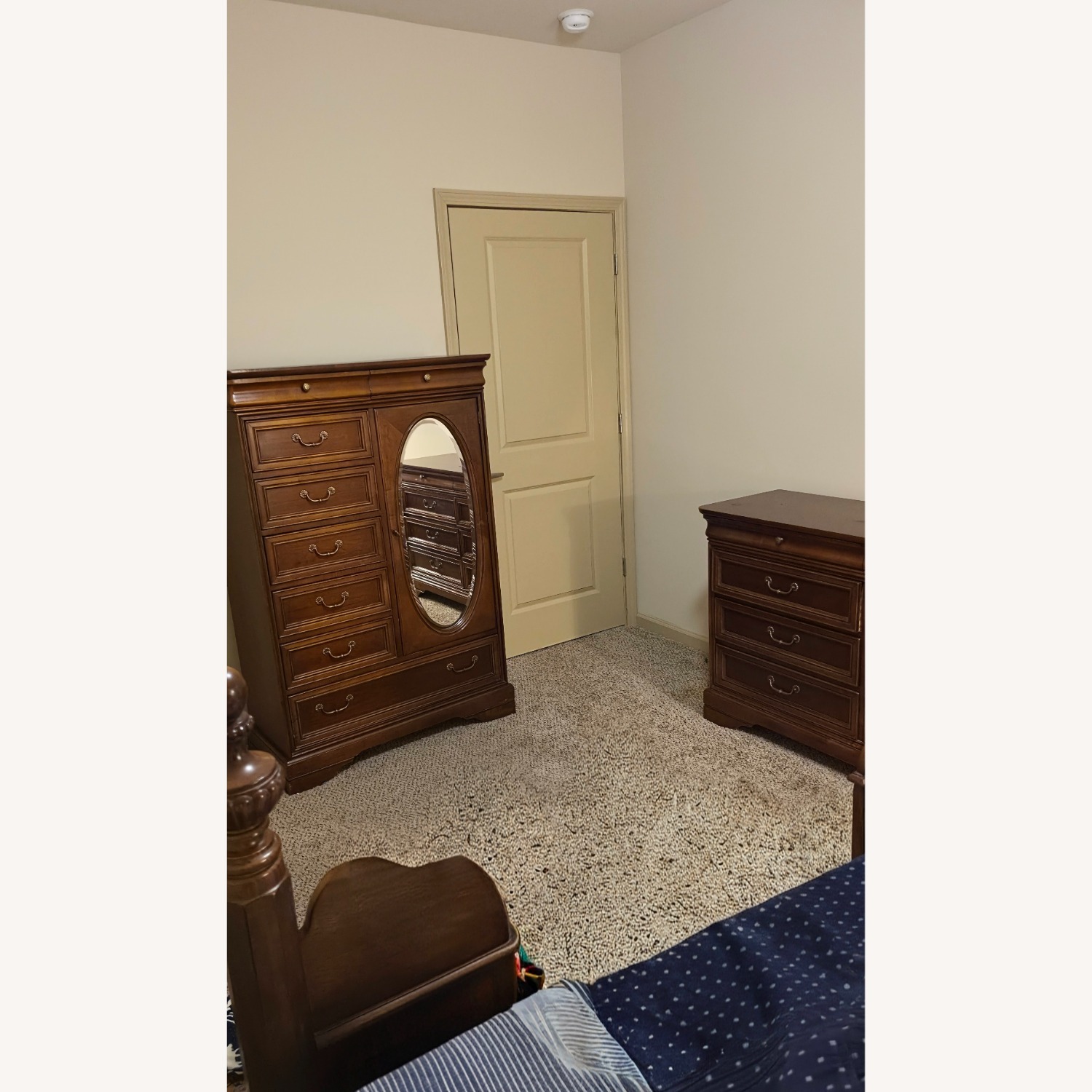 Lexington Cherry Wood Dresser - image-20