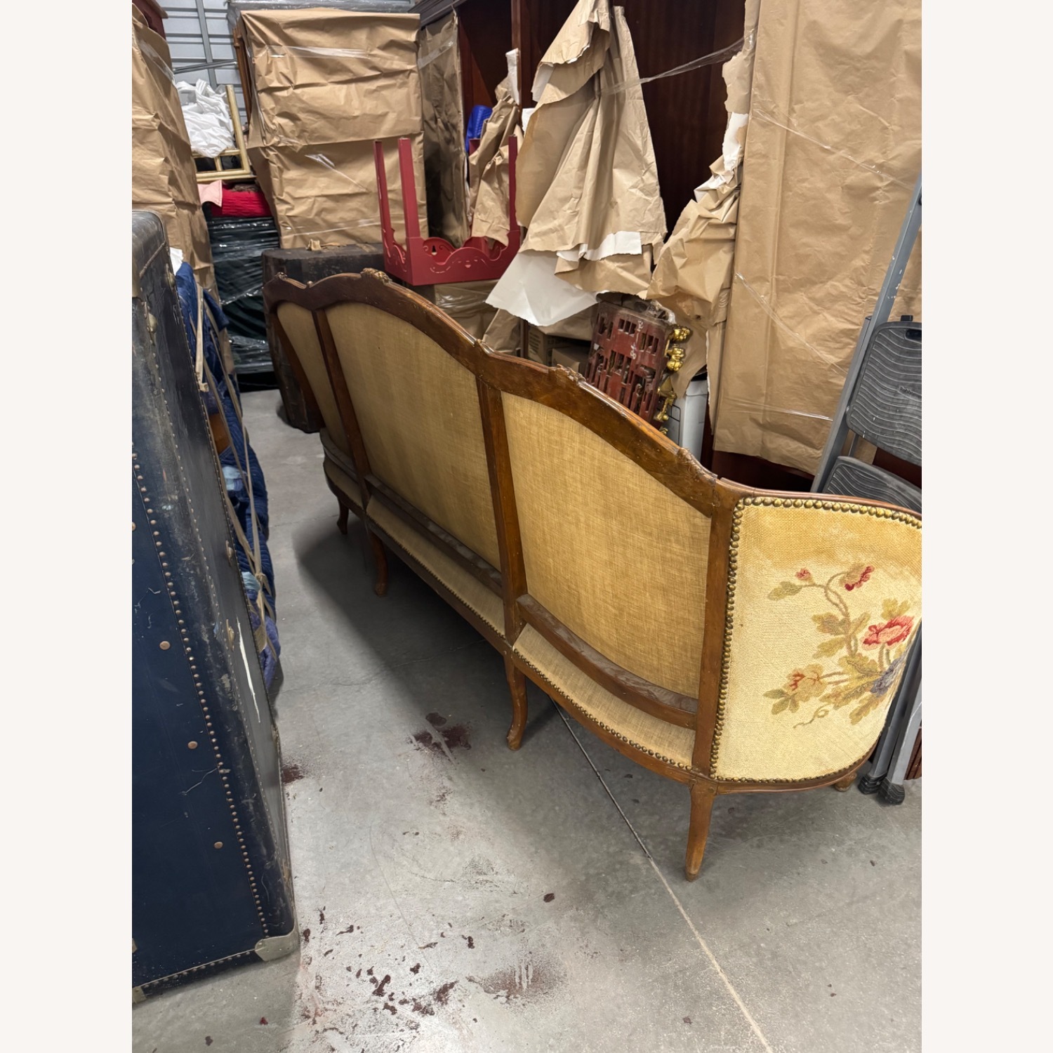 Vintage/Antique 3+ Seater Sofa - image-3