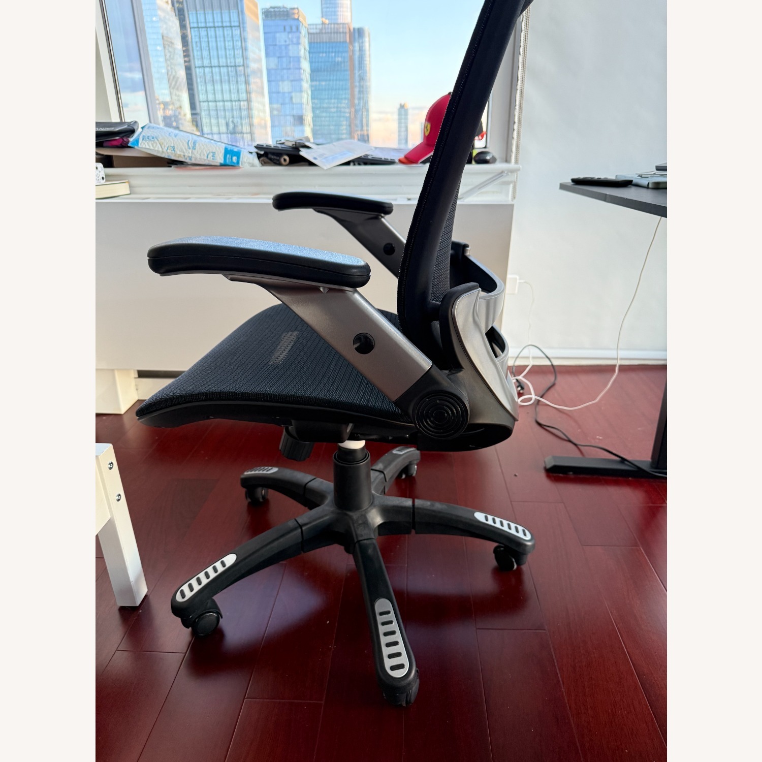 Ergonomic Office Chair - image-4