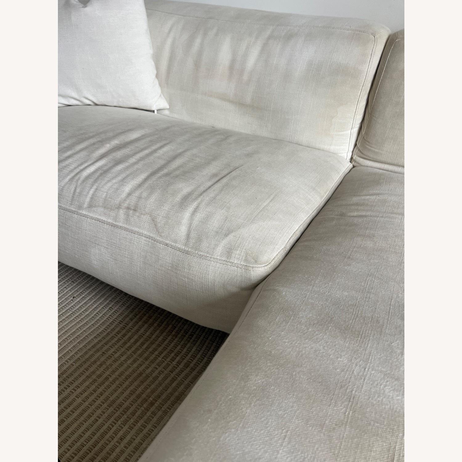 Article Abismo White Fabric 2 Piece Sectional - image-4
