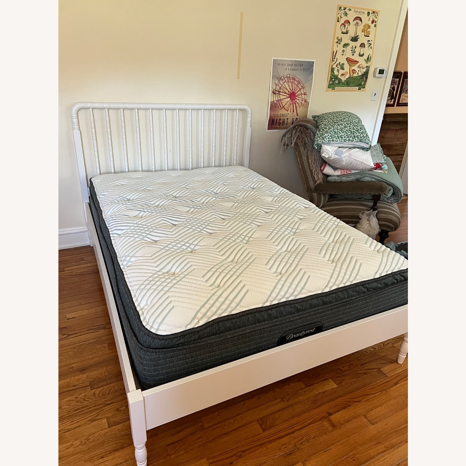 Pottery Barn Teen White Wood Full Bed - image-1