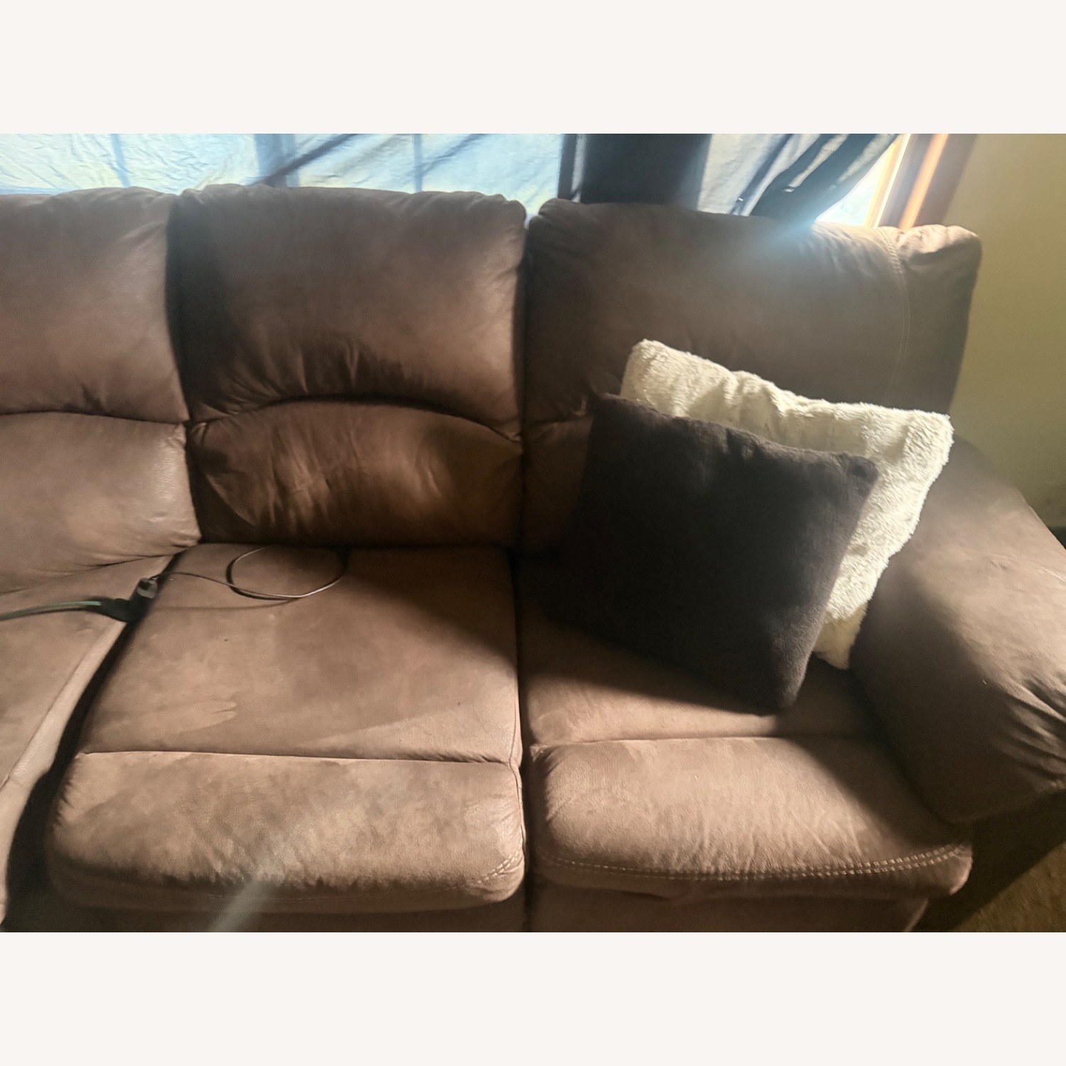 Tambo Sectional Recliner Couch - image-1