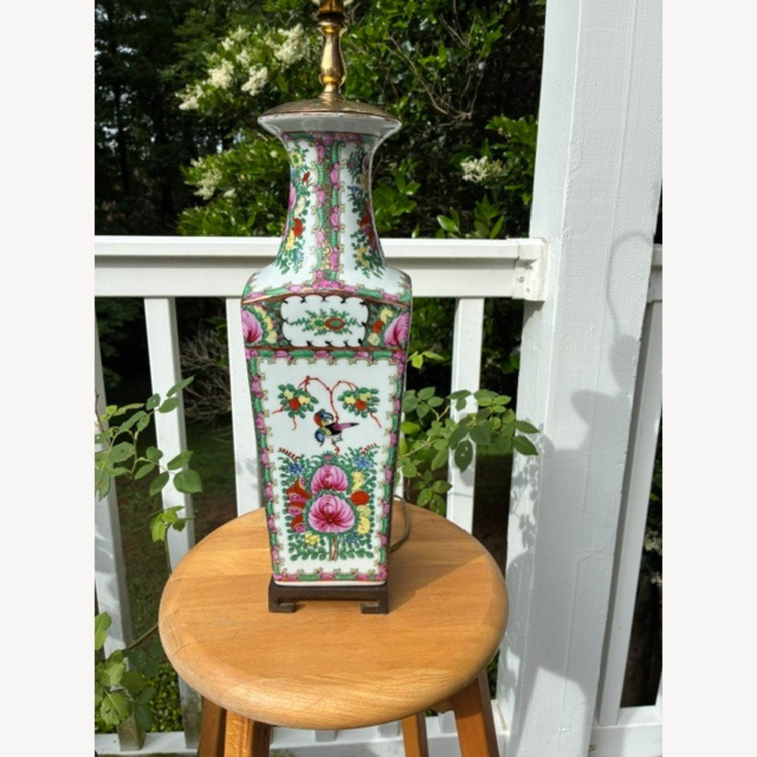 Asian Vase Ceramic Table Lamp - image-3