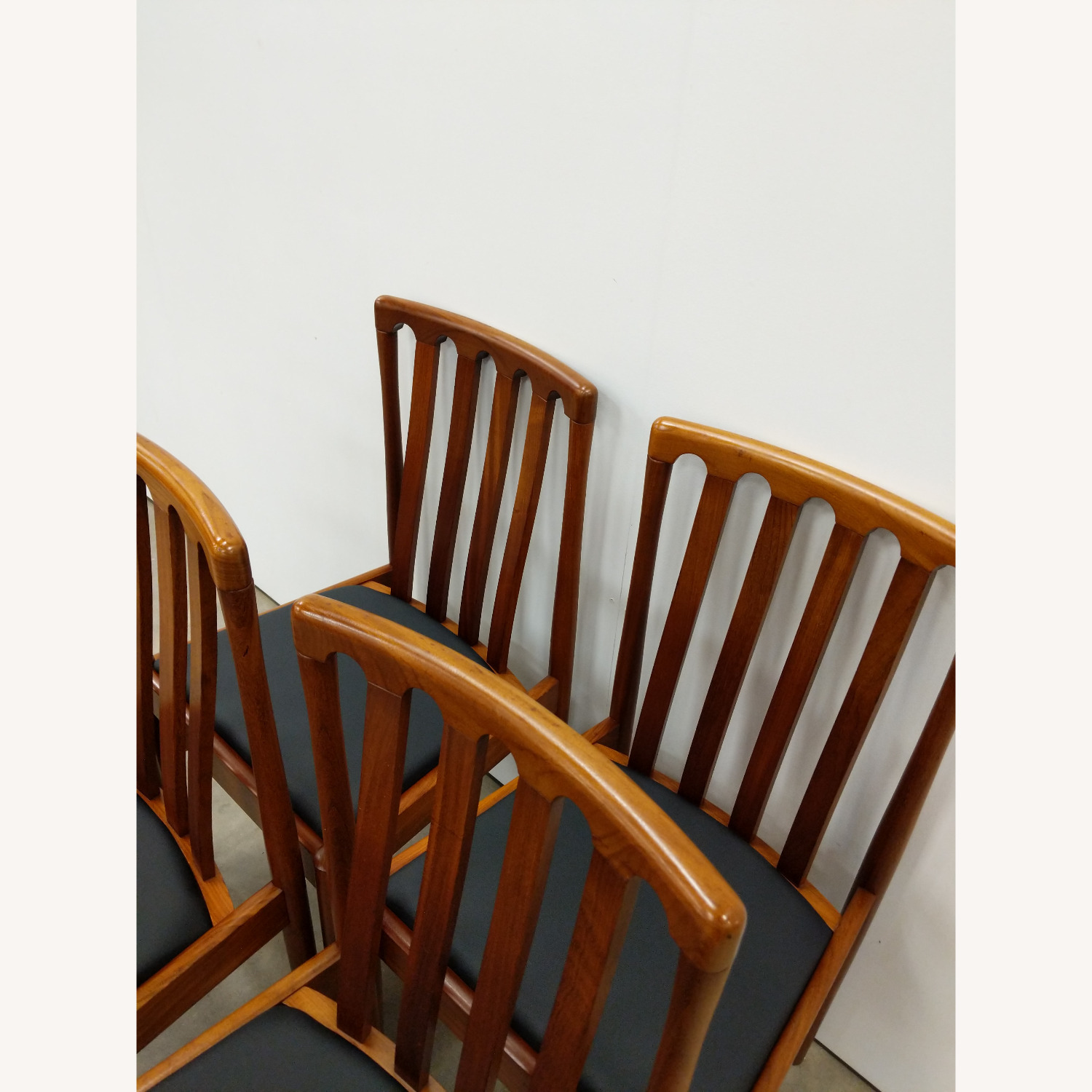 4 Vintage Mid Century Modern Meredew Dining Chairs - image-7