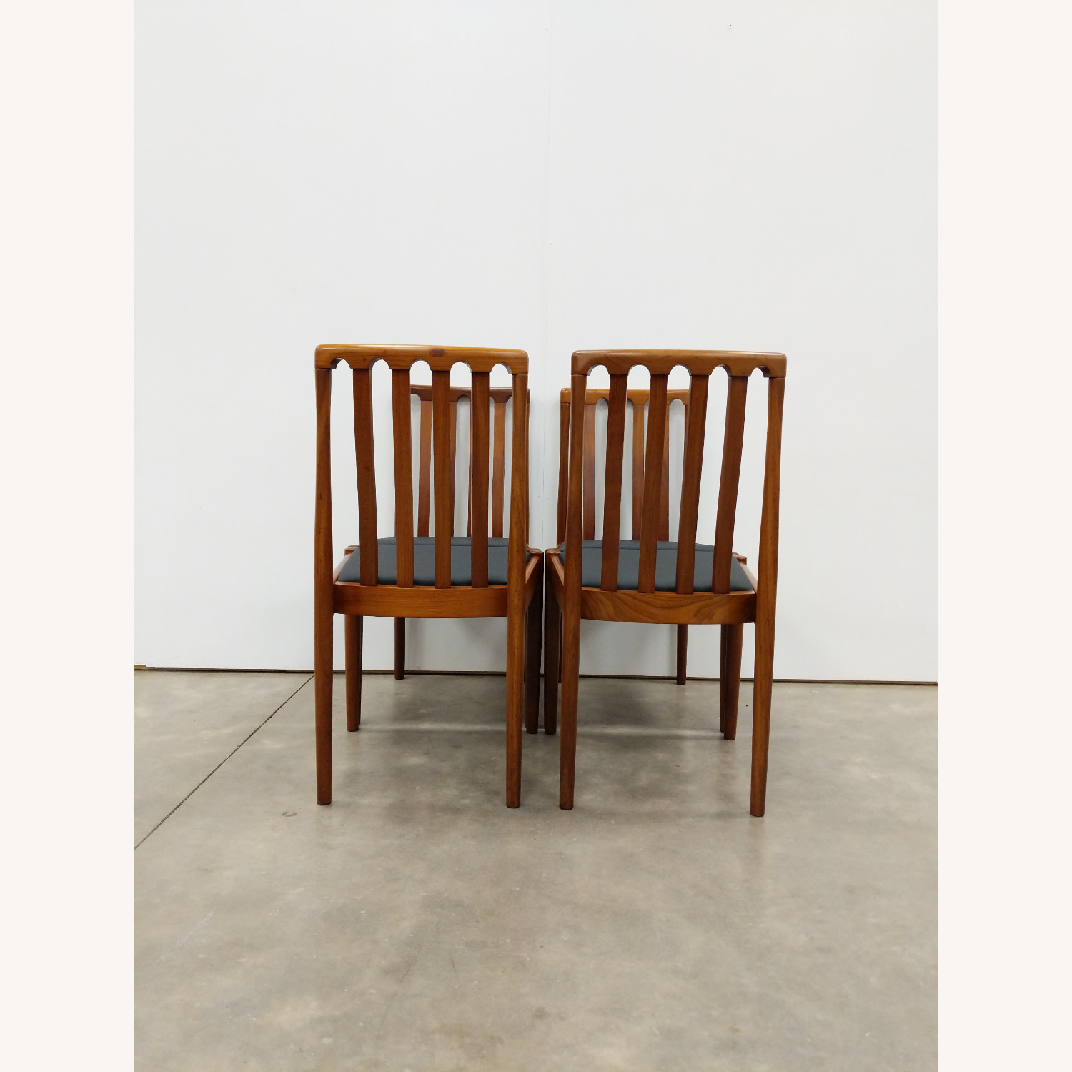 4 Vintage Mid Century Modern Meredew Dining Chairs - image-3