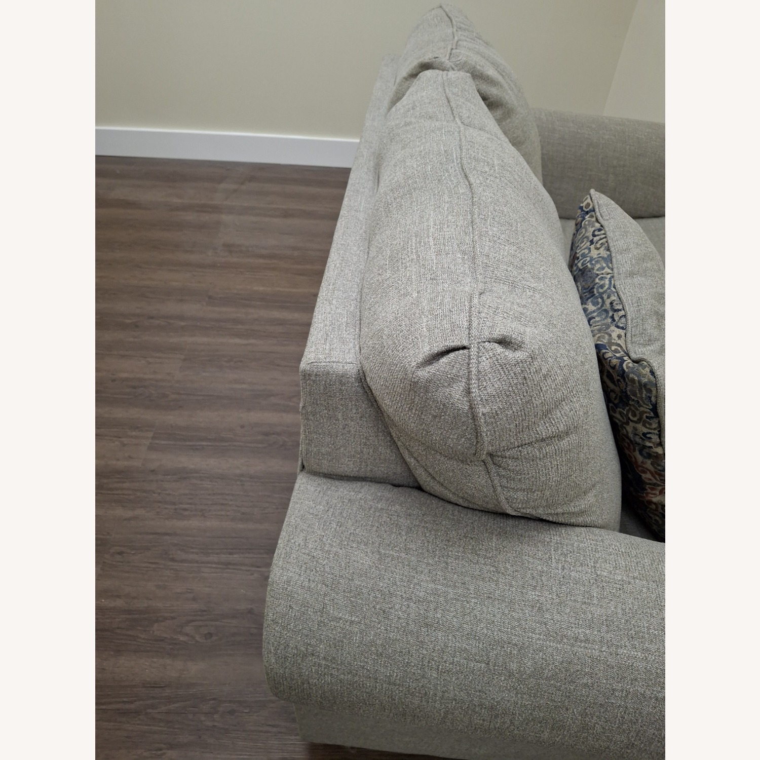 Ashley Furniture Belcampo Light Gray Loveseat - image-6