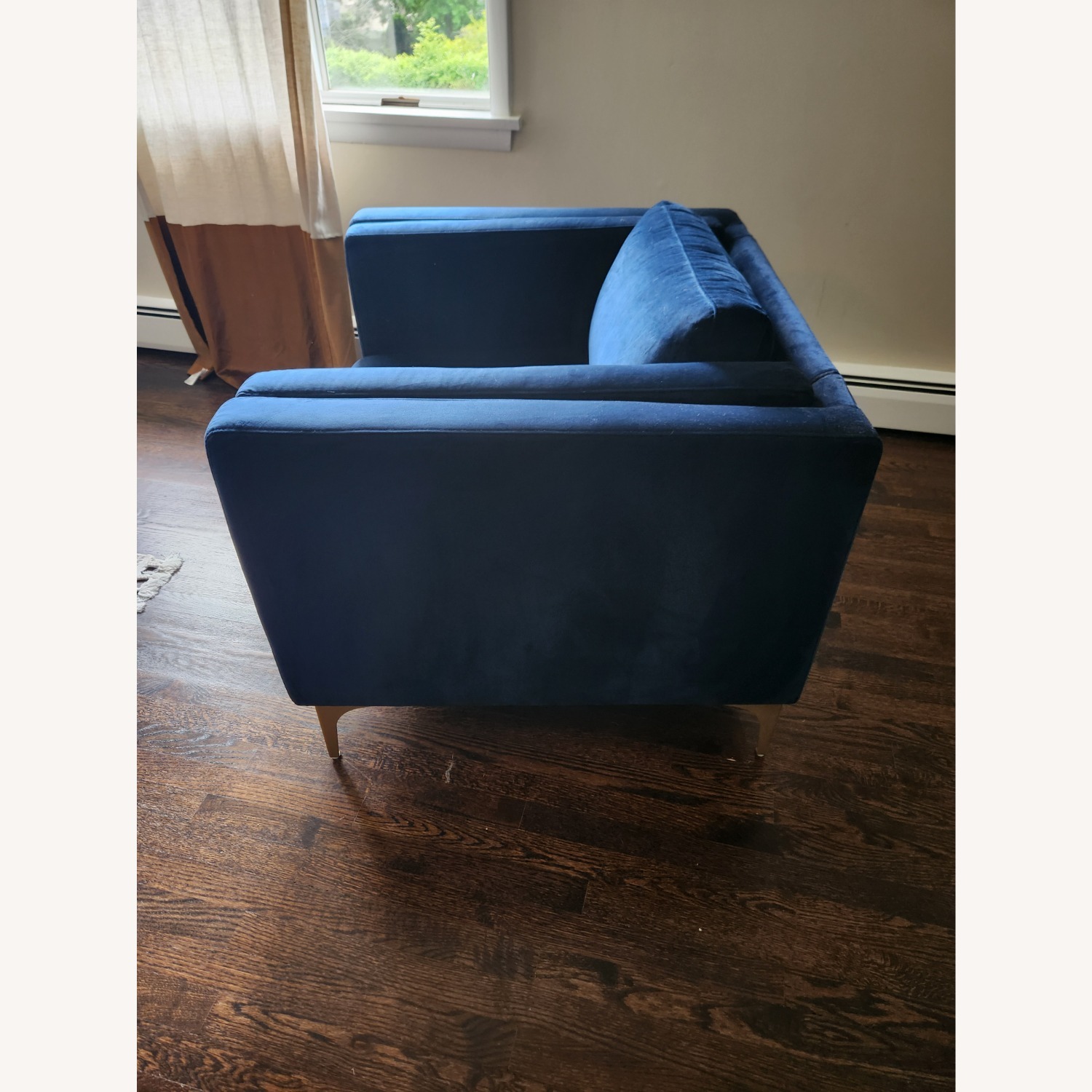Article Sven Blue Velvet Armchair - image-4