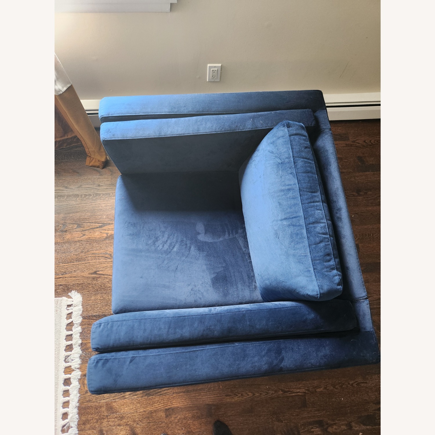 Article Sven Blue Velvet Armchair - image-6