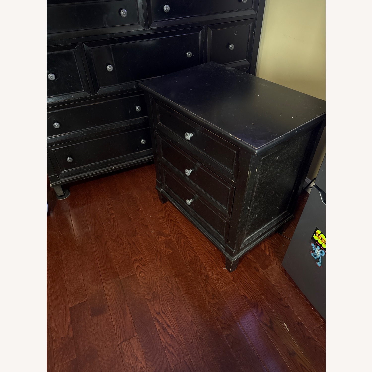 Bassett Dark Brown Dresser - image-4