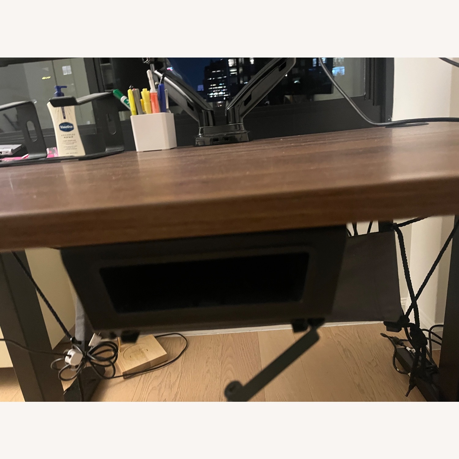 Uplift Standing Desk Walnut - image-3