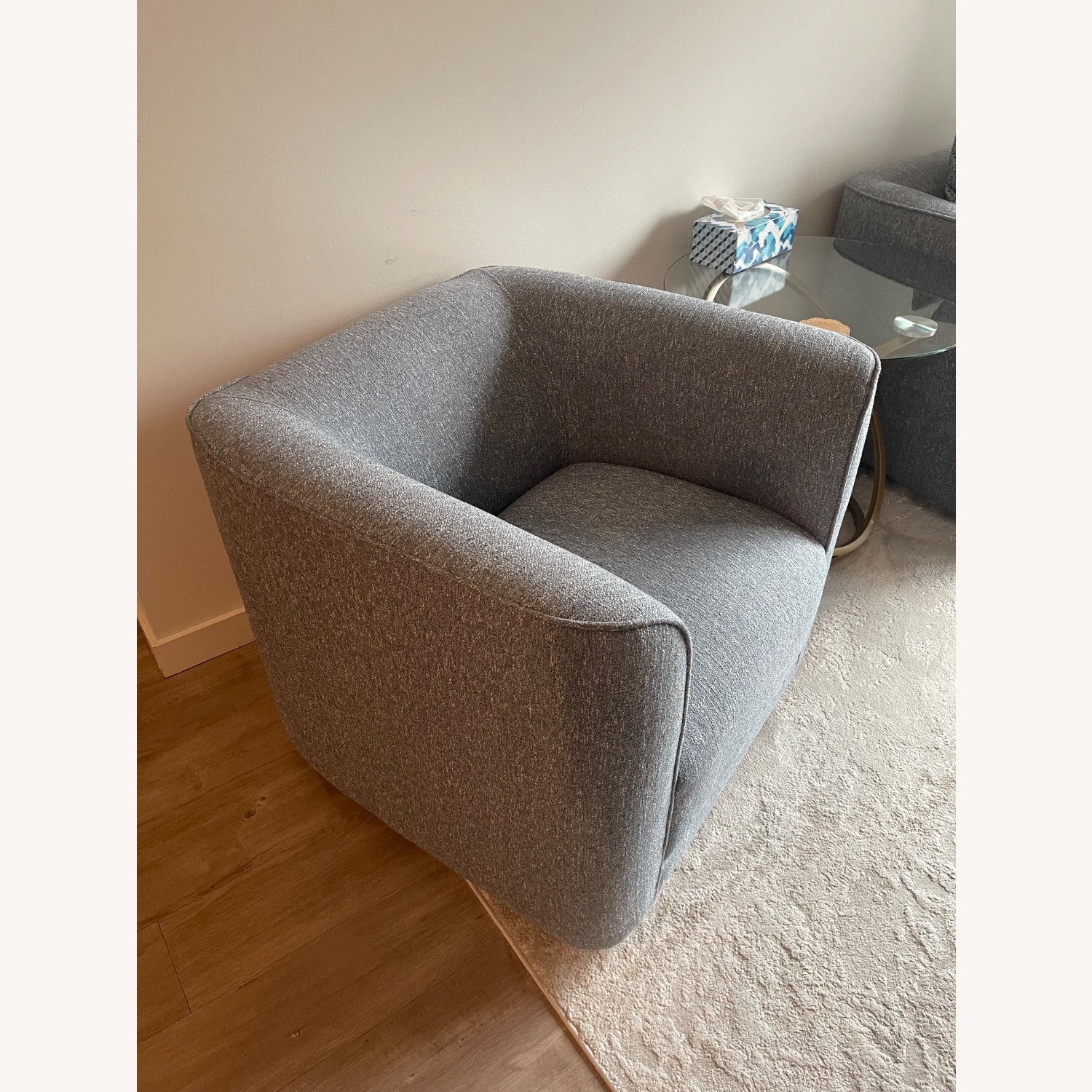 Living Room Accent Chairs - image-2