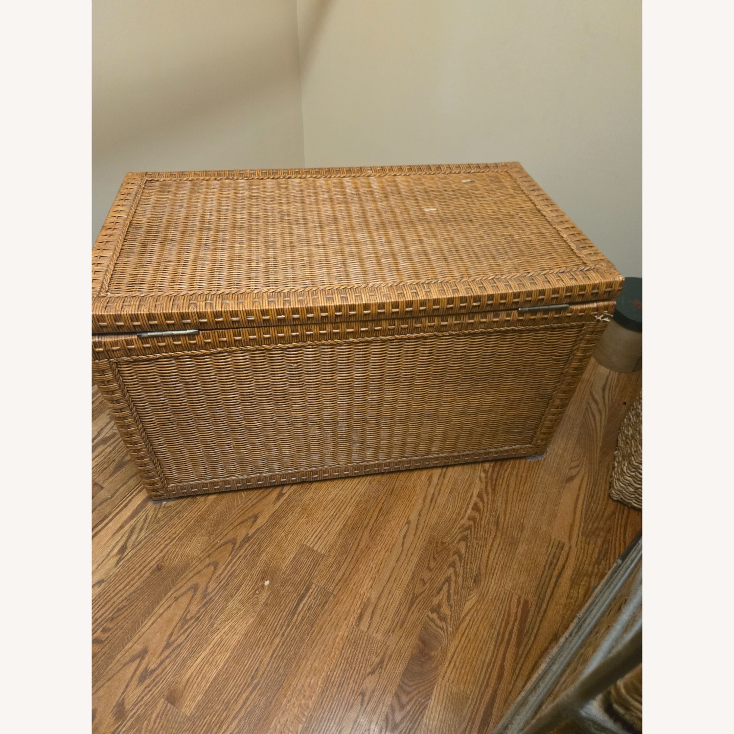 Large Wicker Storage Trunk / Blanket Chest - image-4