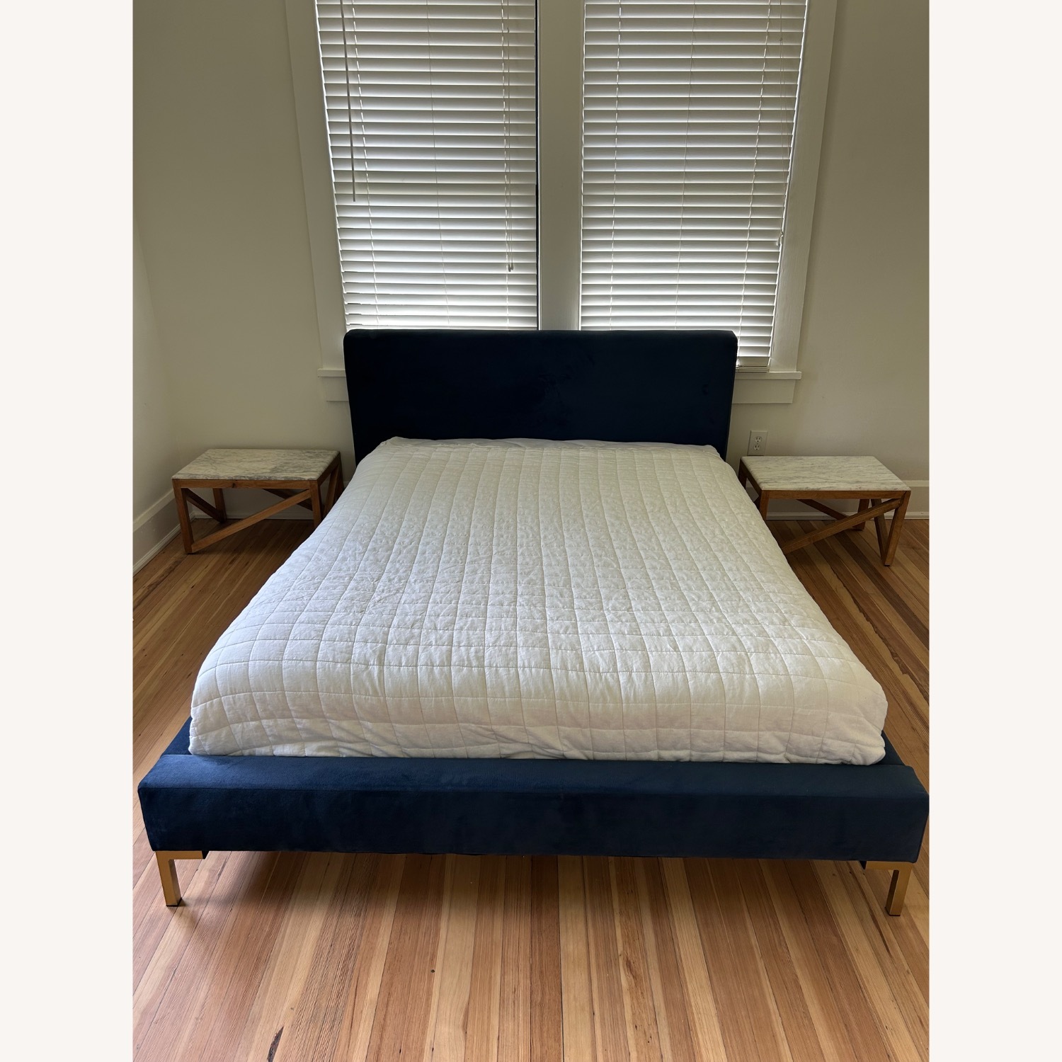 Navy Blue Velvet Upholstered Queen Platform Bed  - image-7