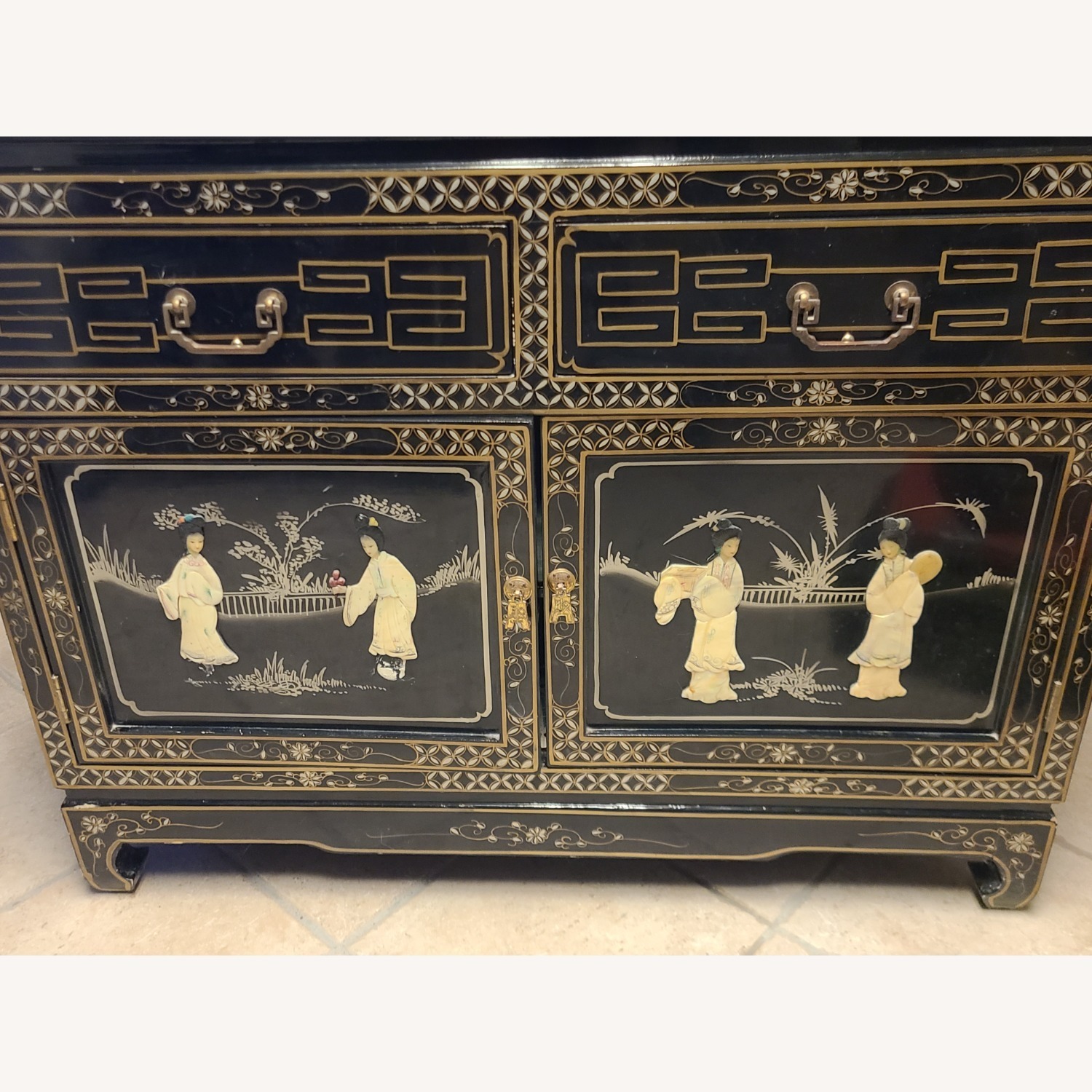 Oriental Asian Mother of Pearl Cabinet - image-2