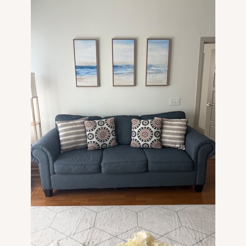 Used Rooms To Go Blue Fabric 3+ Seater Sofa for sale on AptDeco