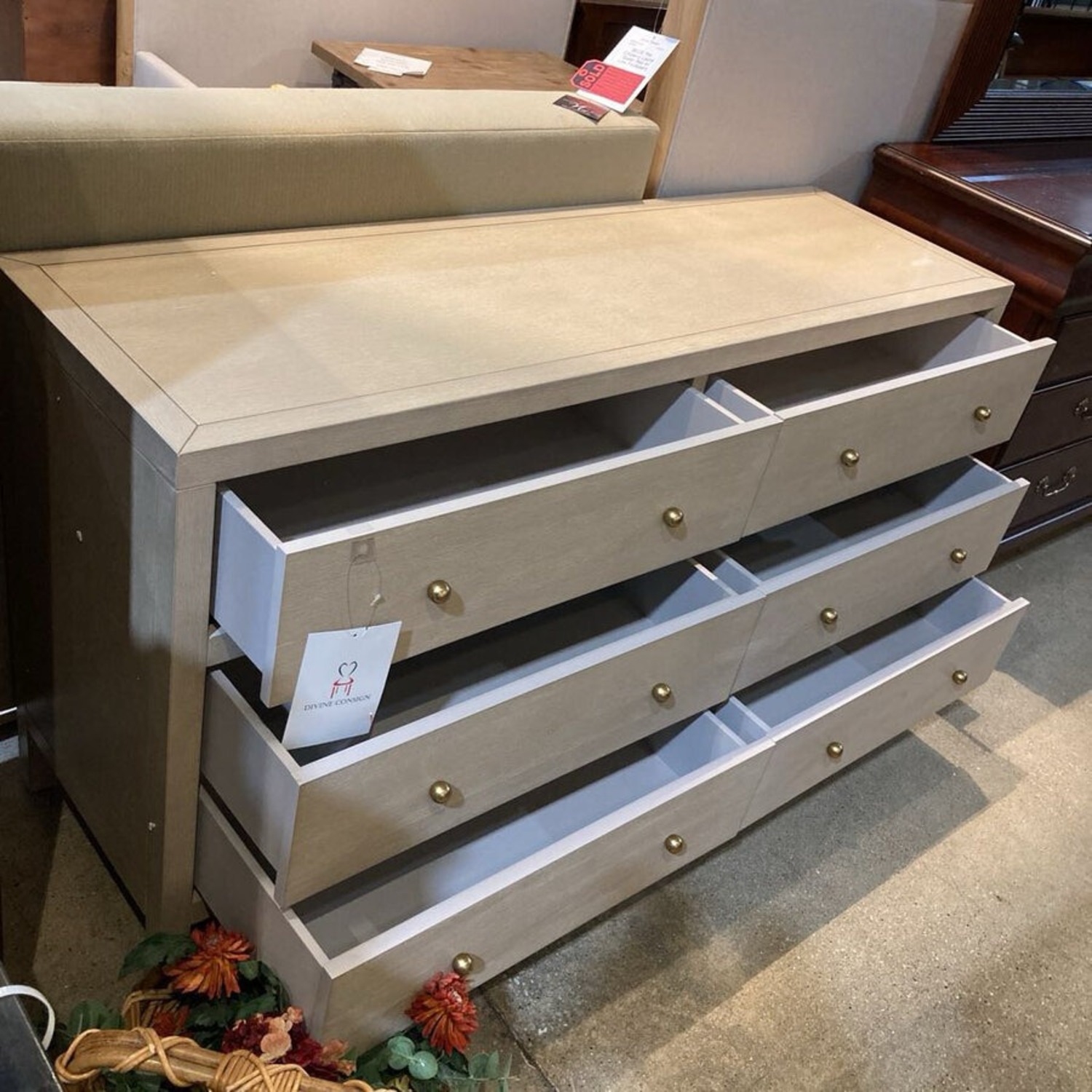 Celine 6-Drawer Dresser Light Ash/Gold - image-7