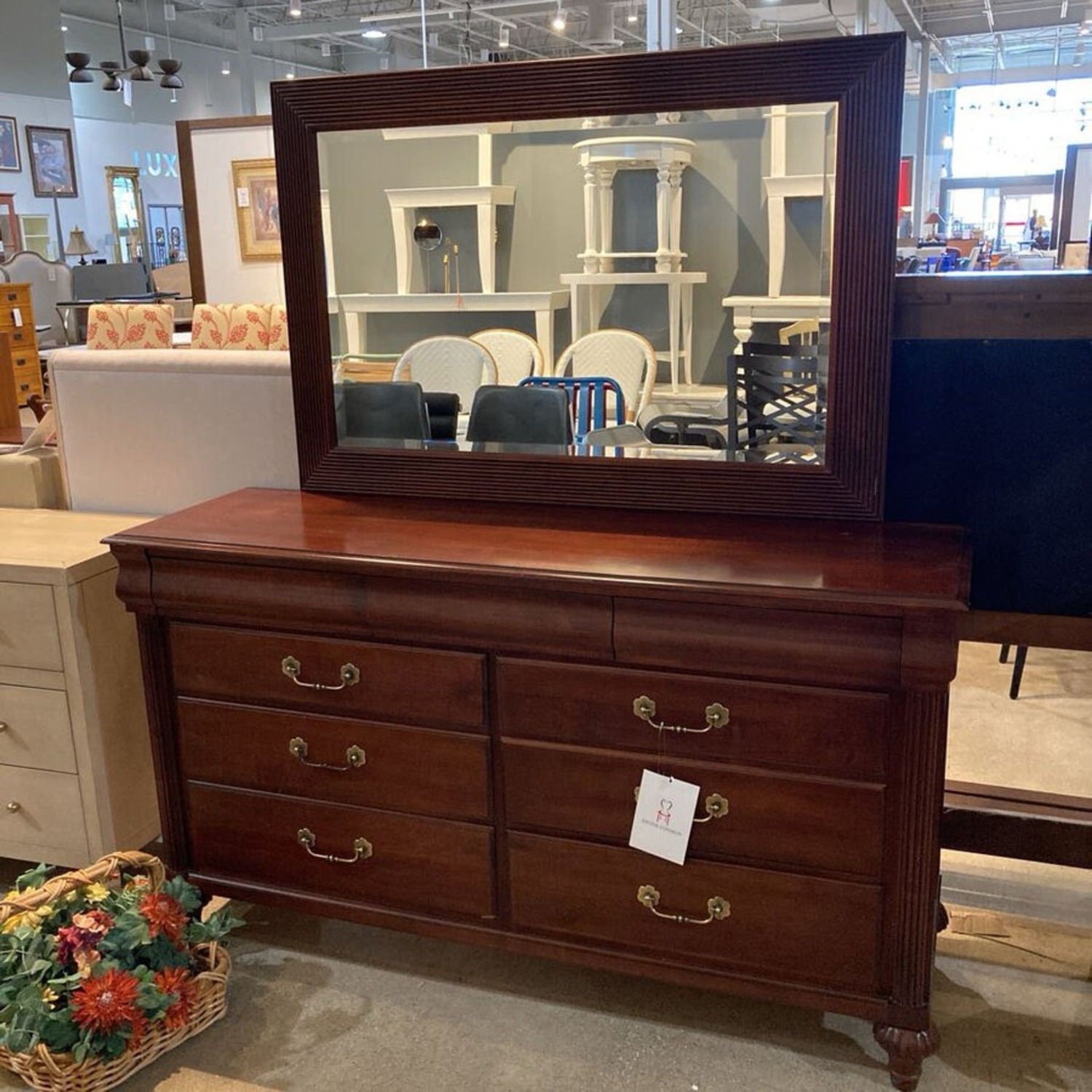 British Classics Dawson 9-Drawer w/ Mirror Dresser - image-4