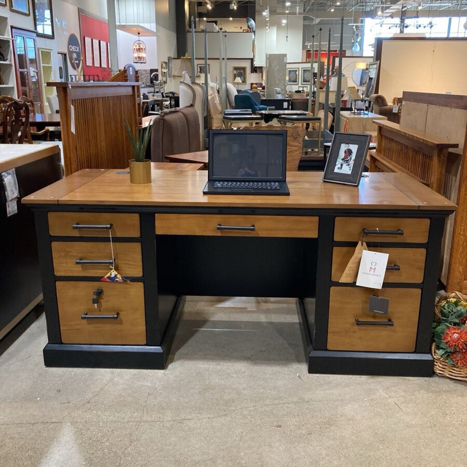 Martin Furniture Toulouse Executive Desk - image-8