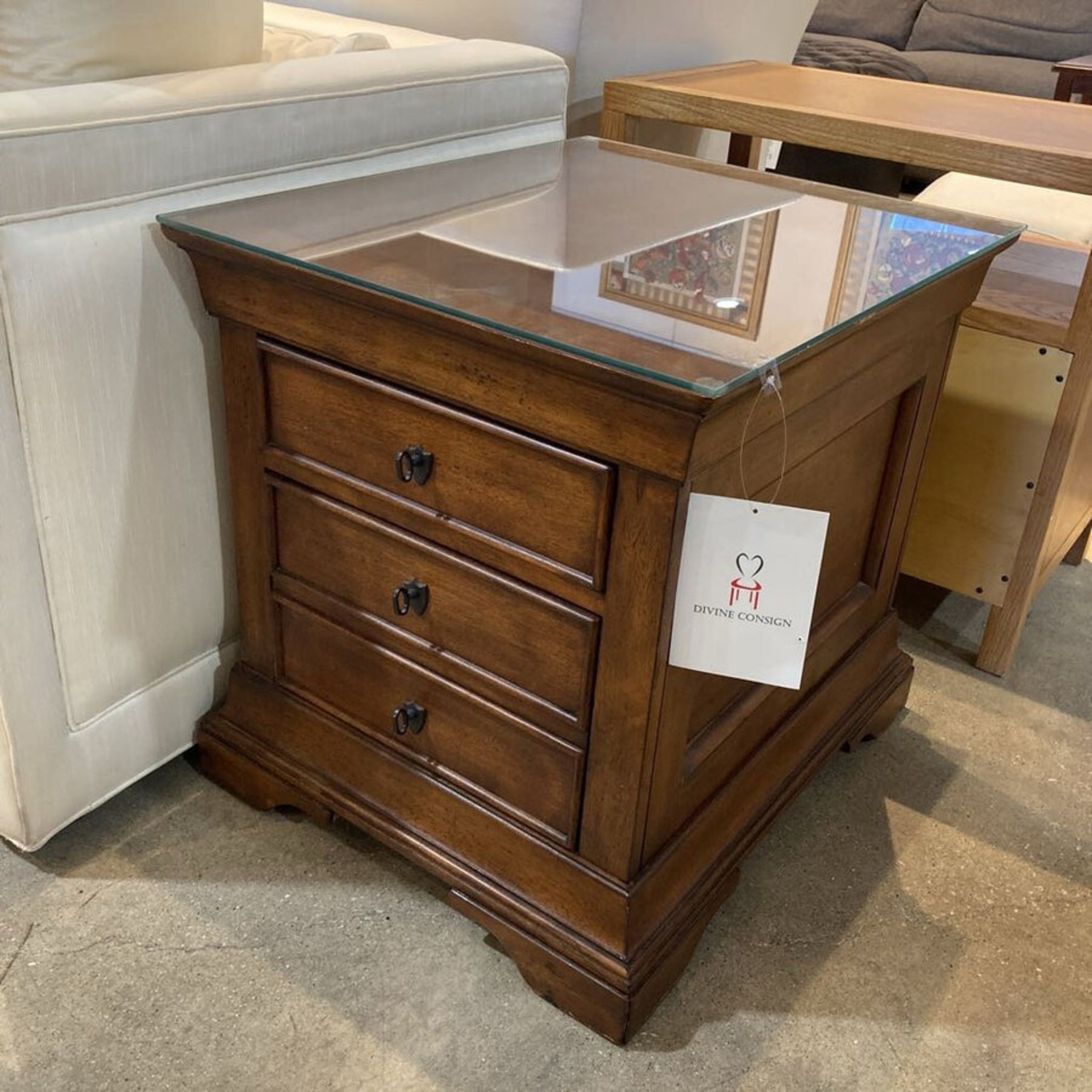 Hooker Furniture Solid Wood 2-Drawer Side Table - image-1