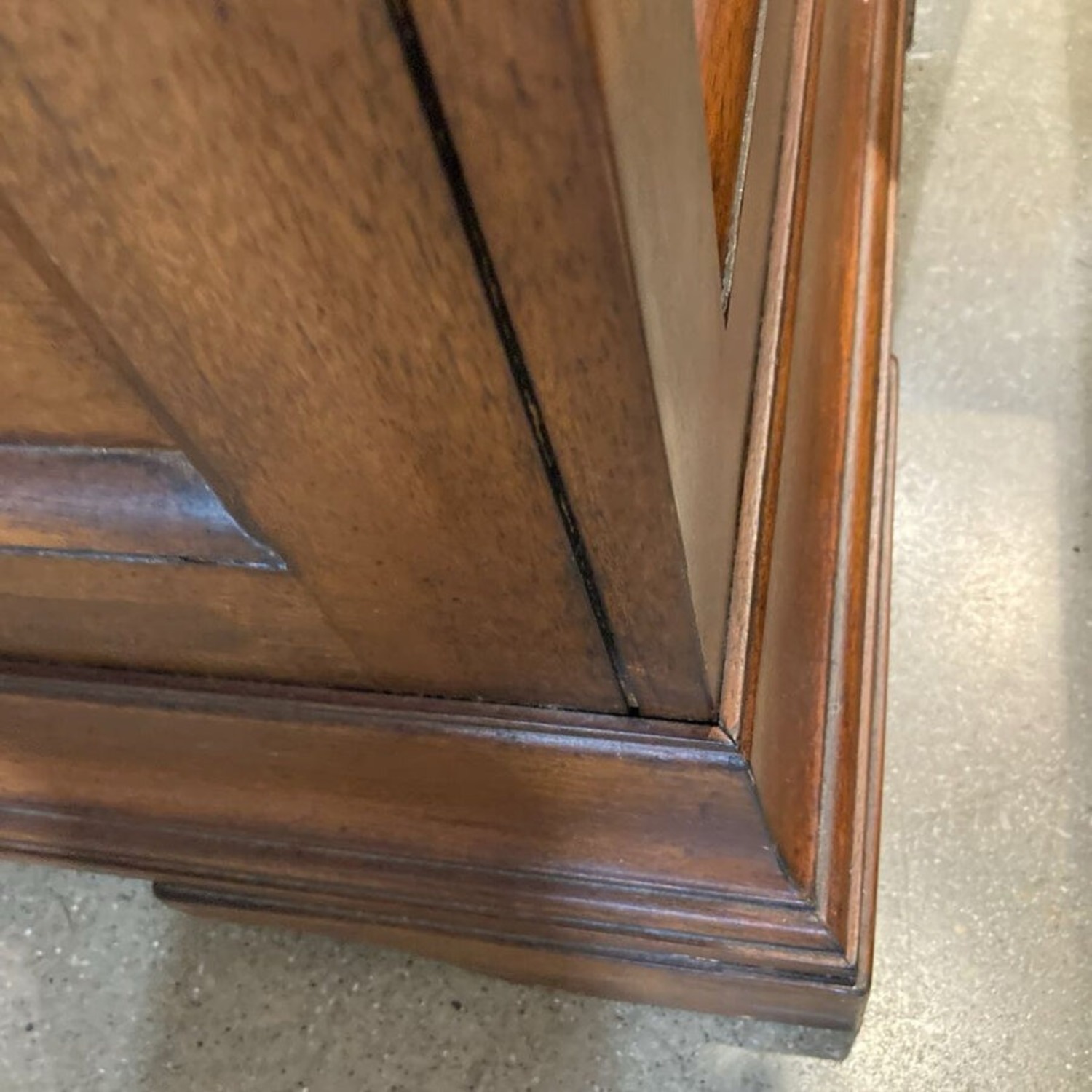 Hooker Furniture Solid Wood 2-Drawer Side Table - image-8