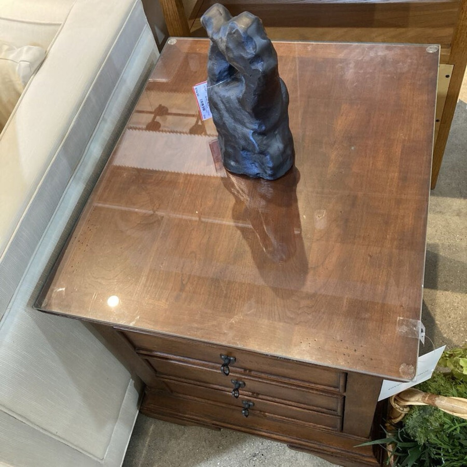 Hooker Furniture Solid Wood 2-Drawer Side Table - image-4