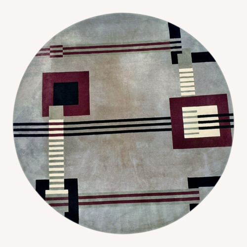 Used Round Chandra Rug, 100% Wool for sale on AptDeco