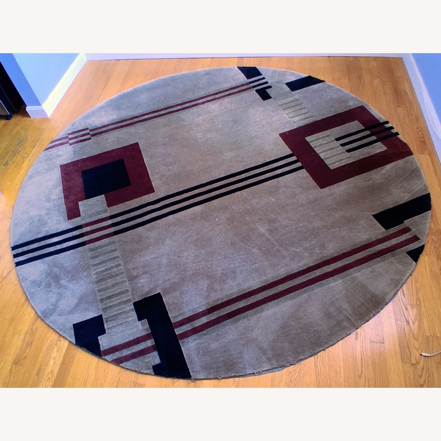 Round Chandra Rug, 100% Wool - image-1