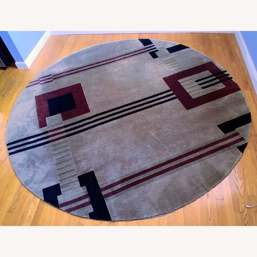 Used Round Chandra Rug, 100% Wool for sale on AptDeco
