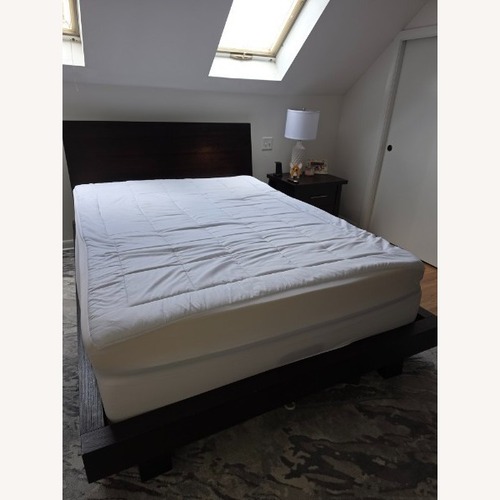 Used Ligna Zen Collection Espresso Queen Bed for sale on AptDeco