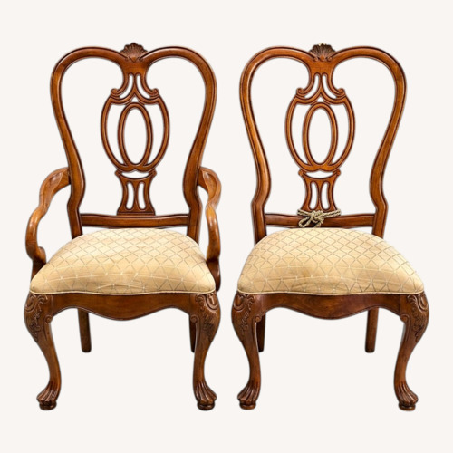 Used Thomasville Furniture Industries Dining Chairs for sale on AptDeco