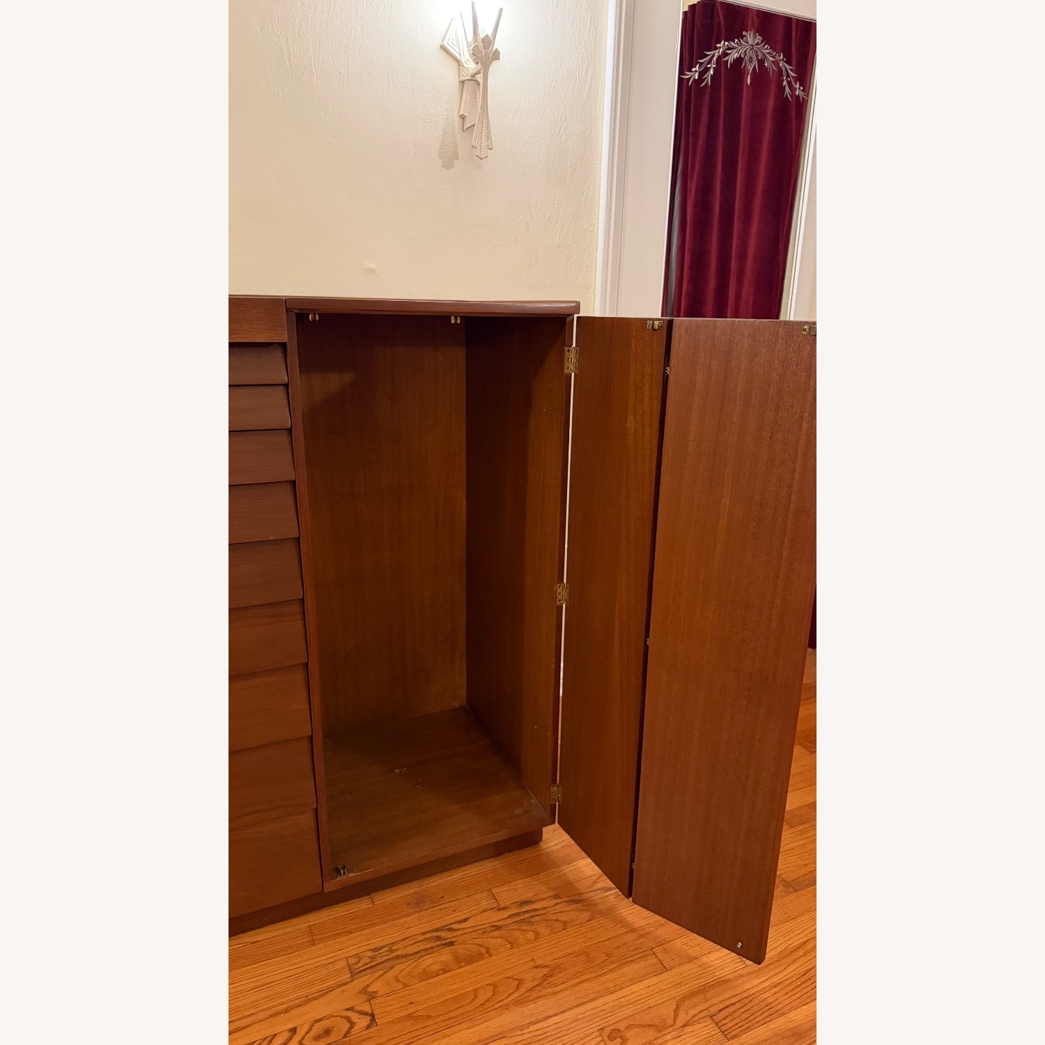 Vintage/Antique Dark Brown Wood Dresser - image-9