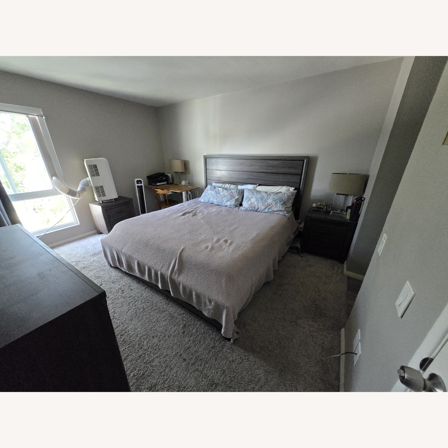 Black Wood King Bed - image-5
