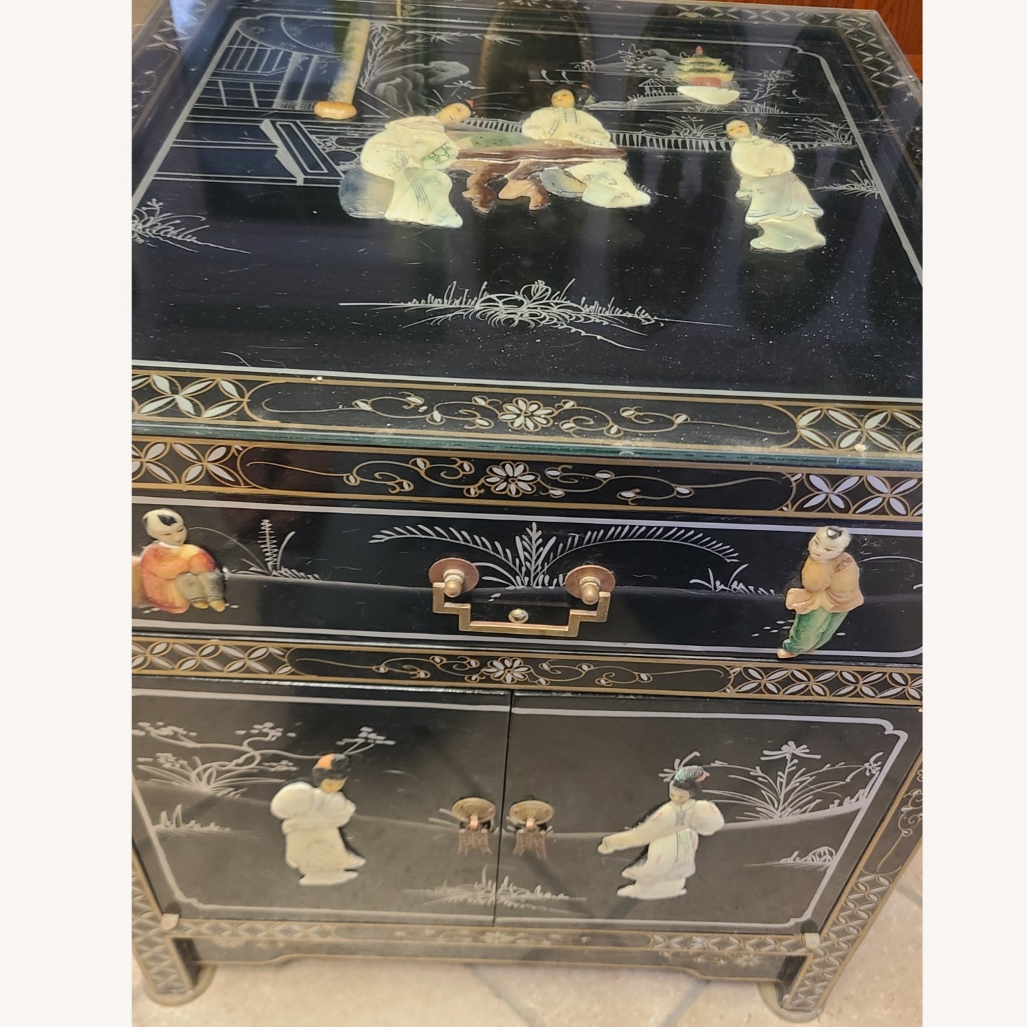 Oriental Asian Mother of Pearl End Table - image-6