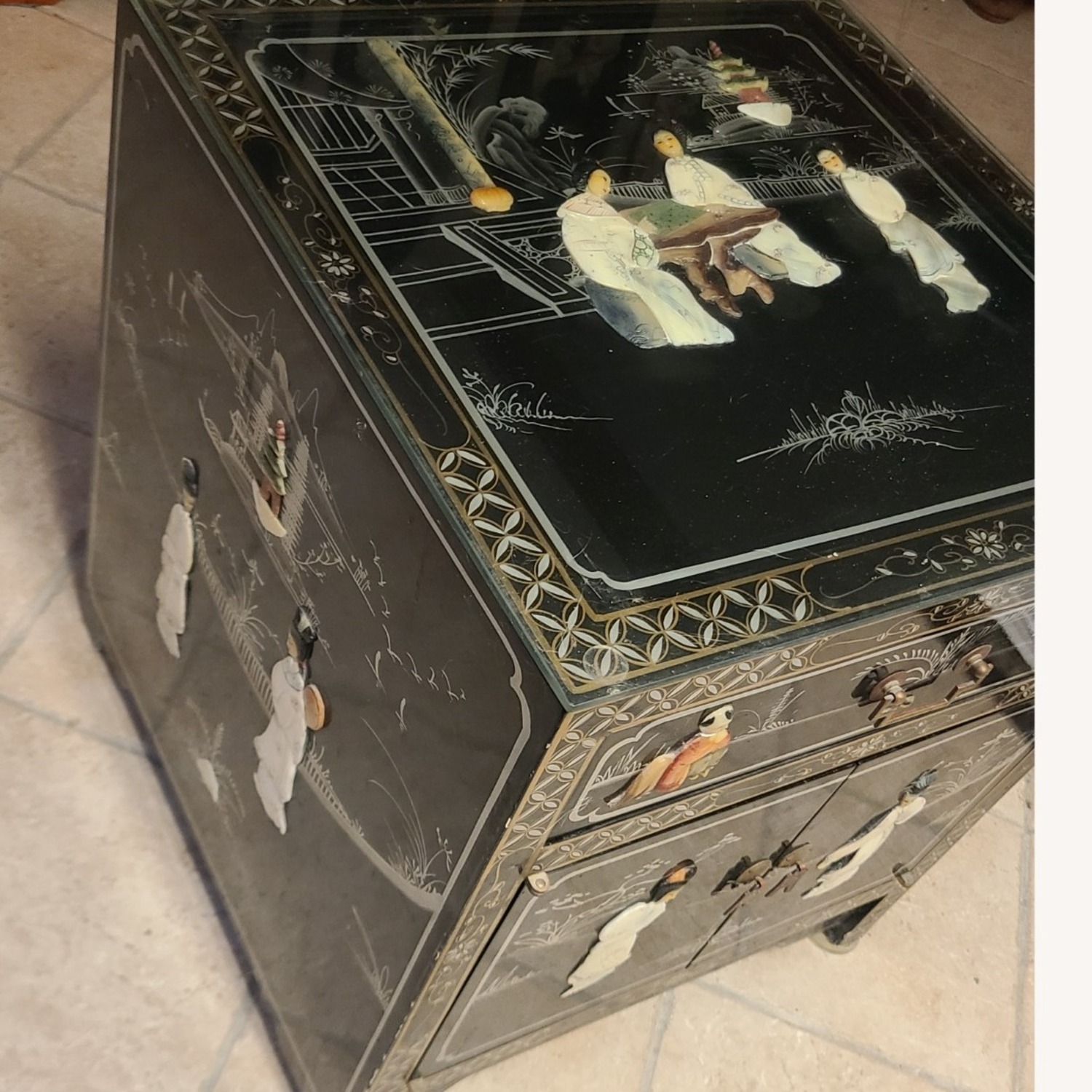 Oriental Asian Mother of Pearl End Table - image-3