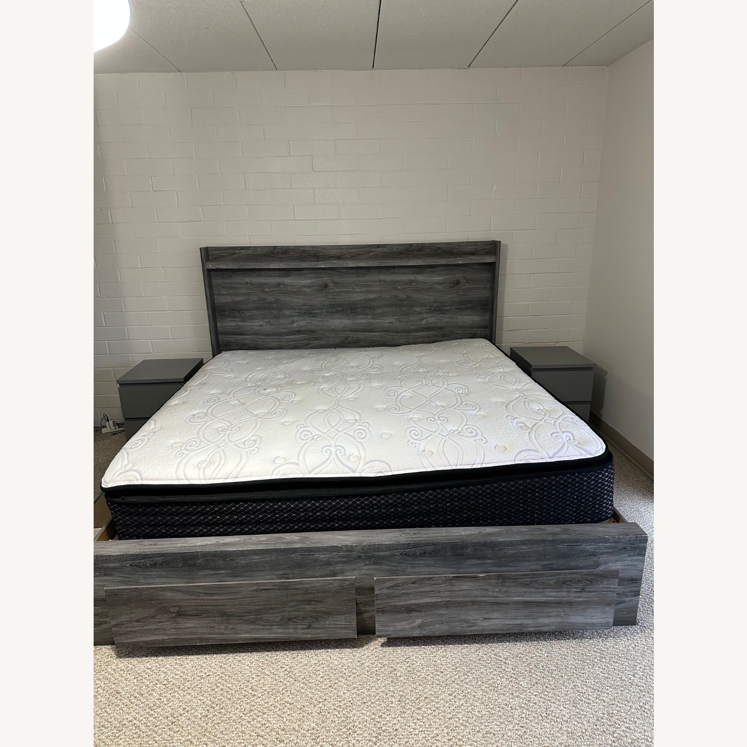 Logan Furniture Light Gray King Bed - image-3