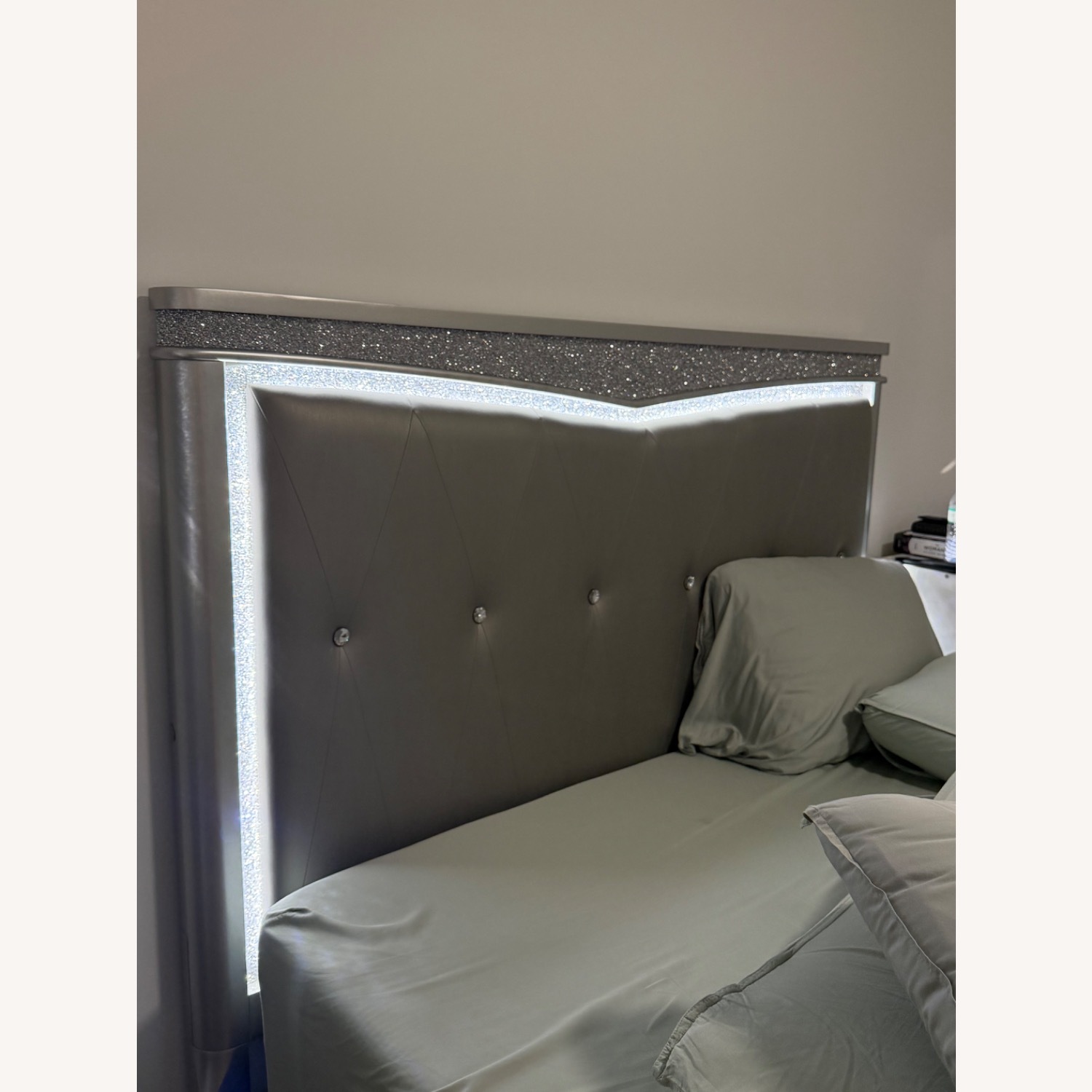 Queen Size Bed with Headboard - image-1