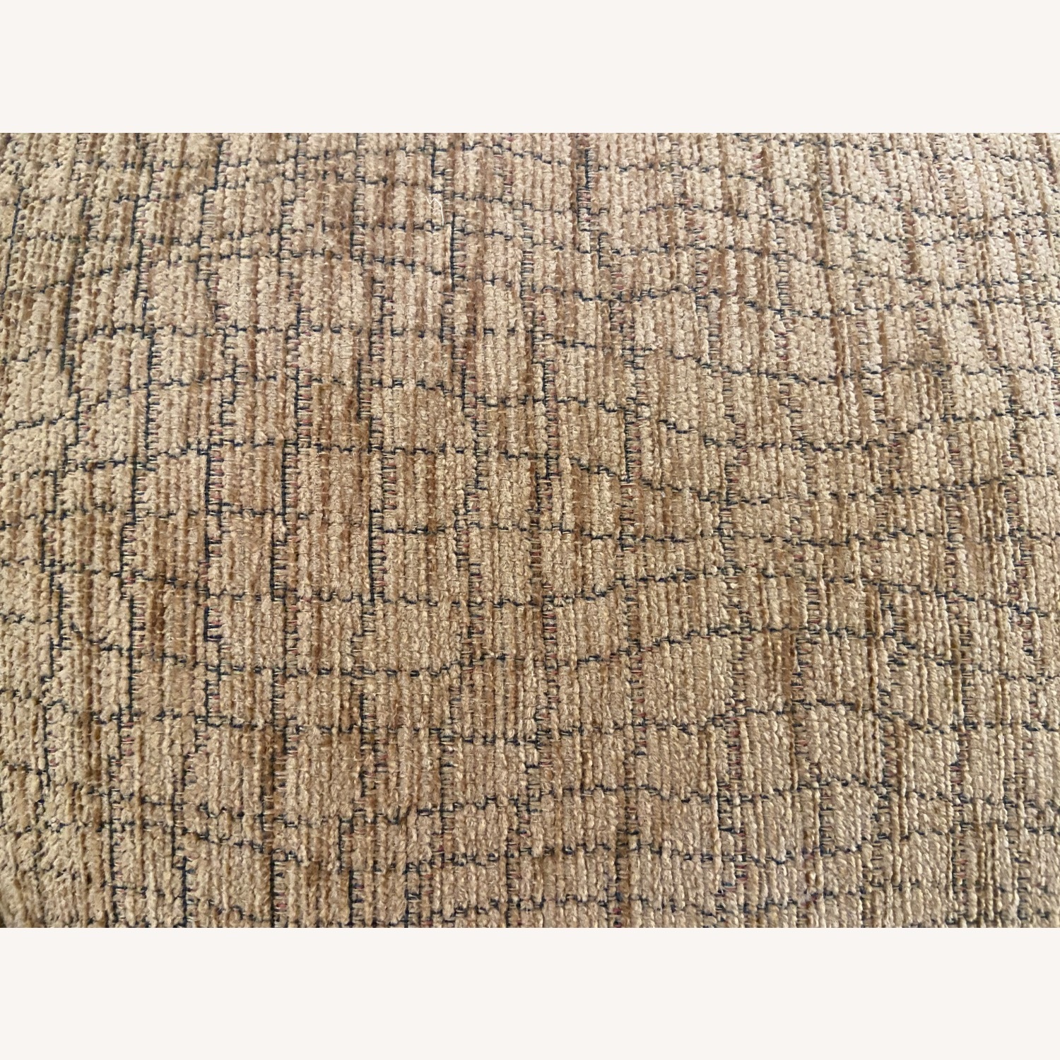 Kravet Couture Loveseat - image-4