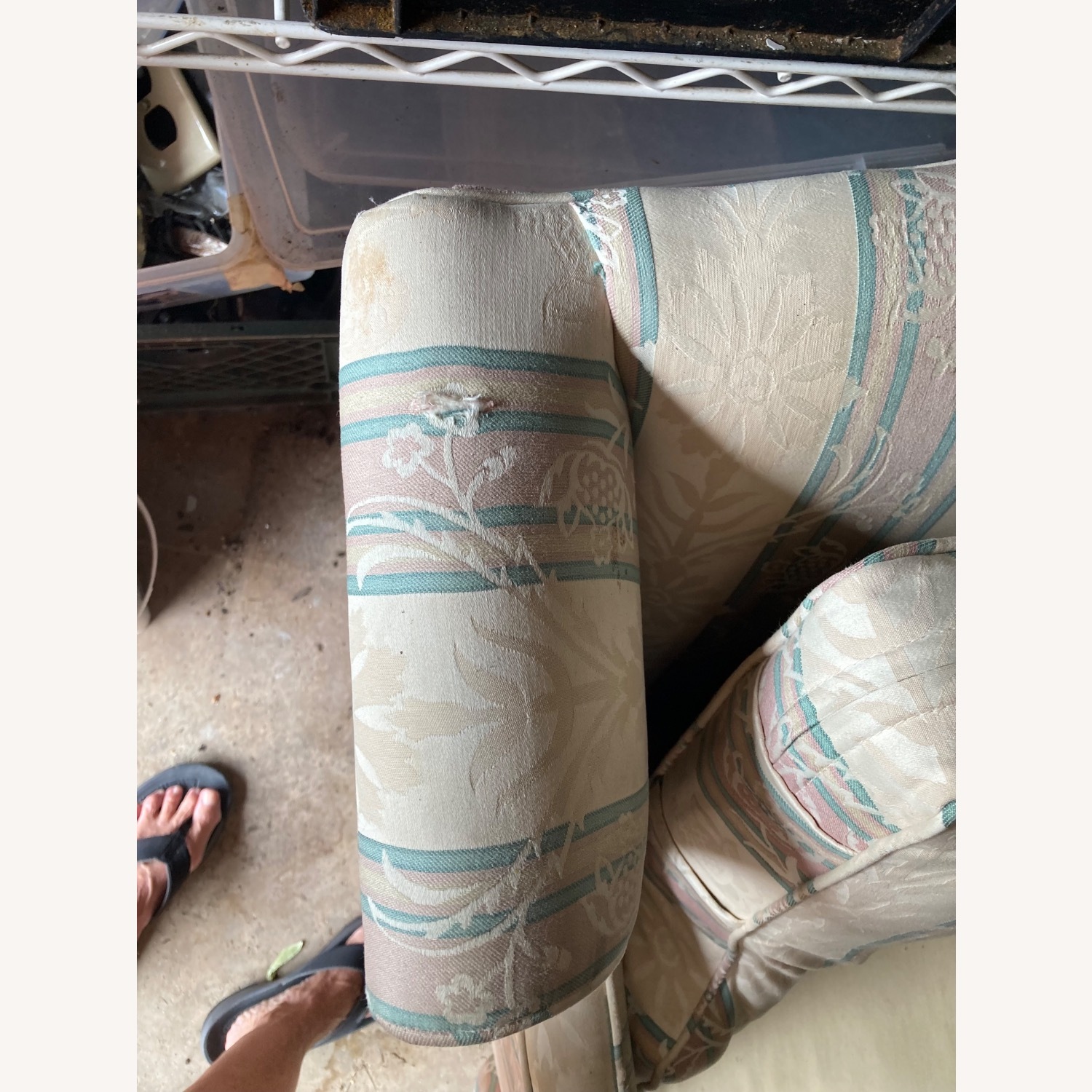 Vintage Southwood Queen Anne Camelback Settee  - image-5