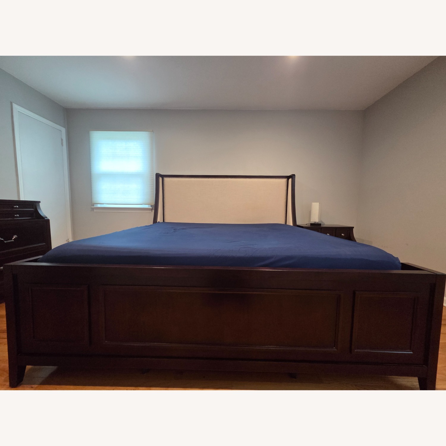 Grand California King Bed with Storage - image-1