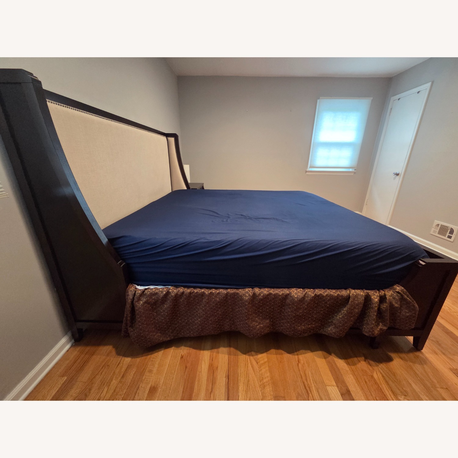 Grand California King Bed with Storage - image-2