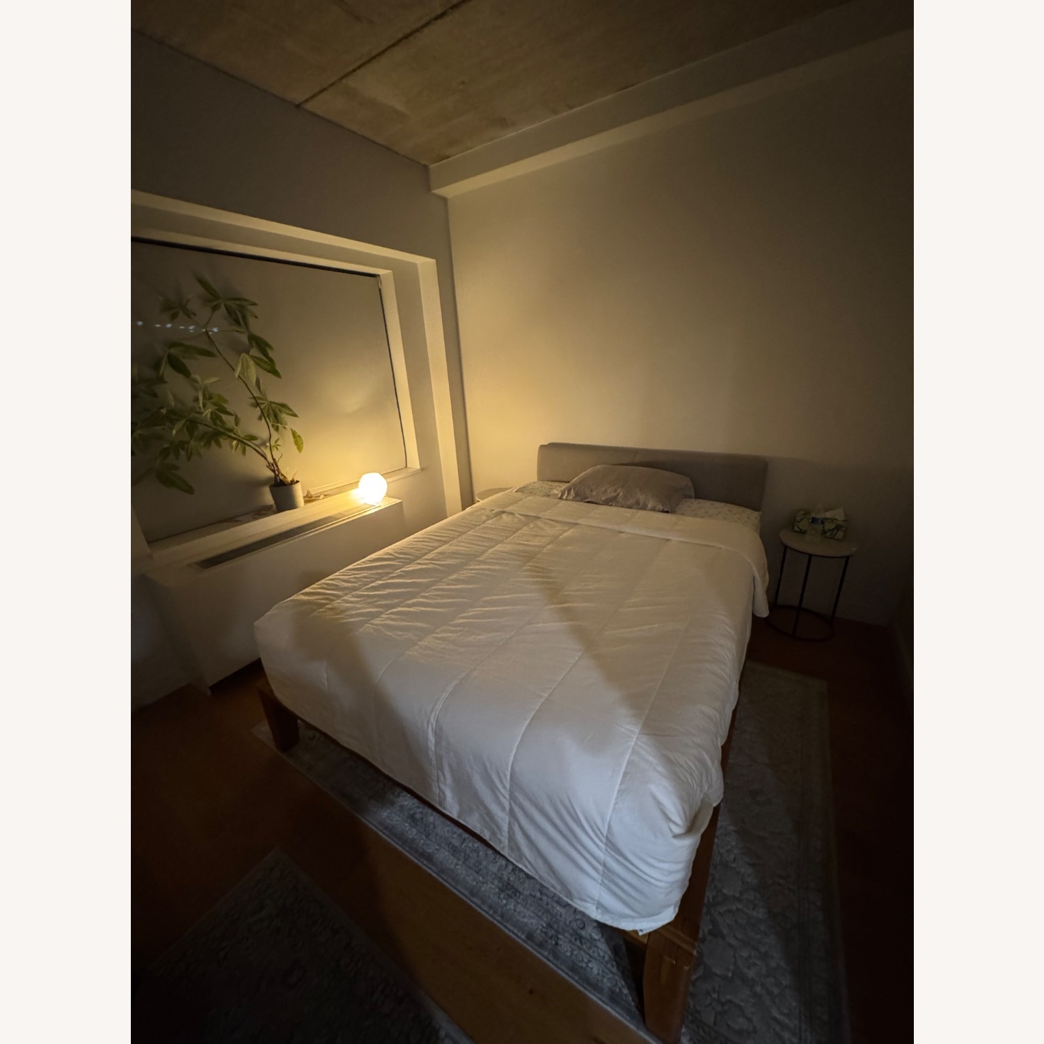 Thuma Natural Wood Queen Bed - image-3