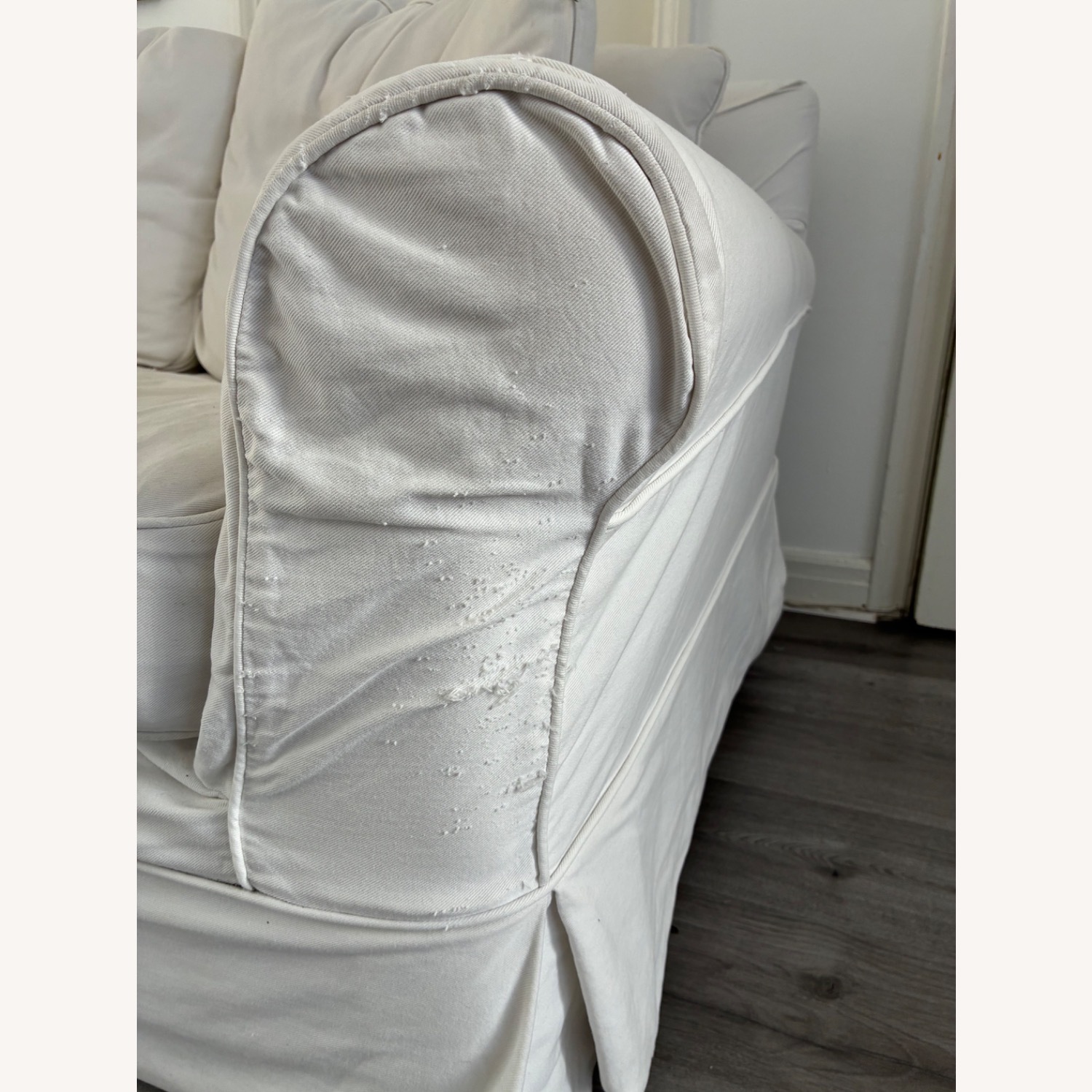Shabby Chic White Fabric 2 Seater Sofa - image-5