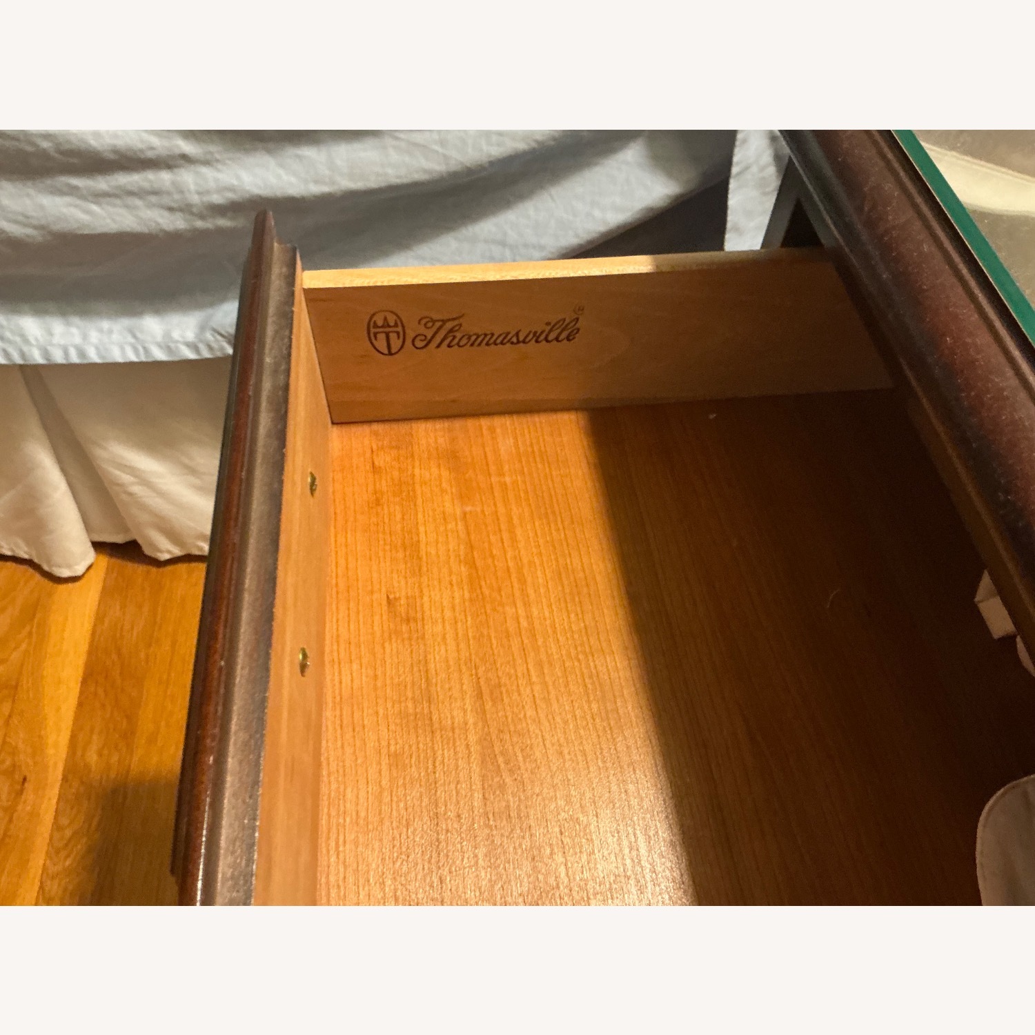 Thomasville Furniture Industries Nightstands - image-15