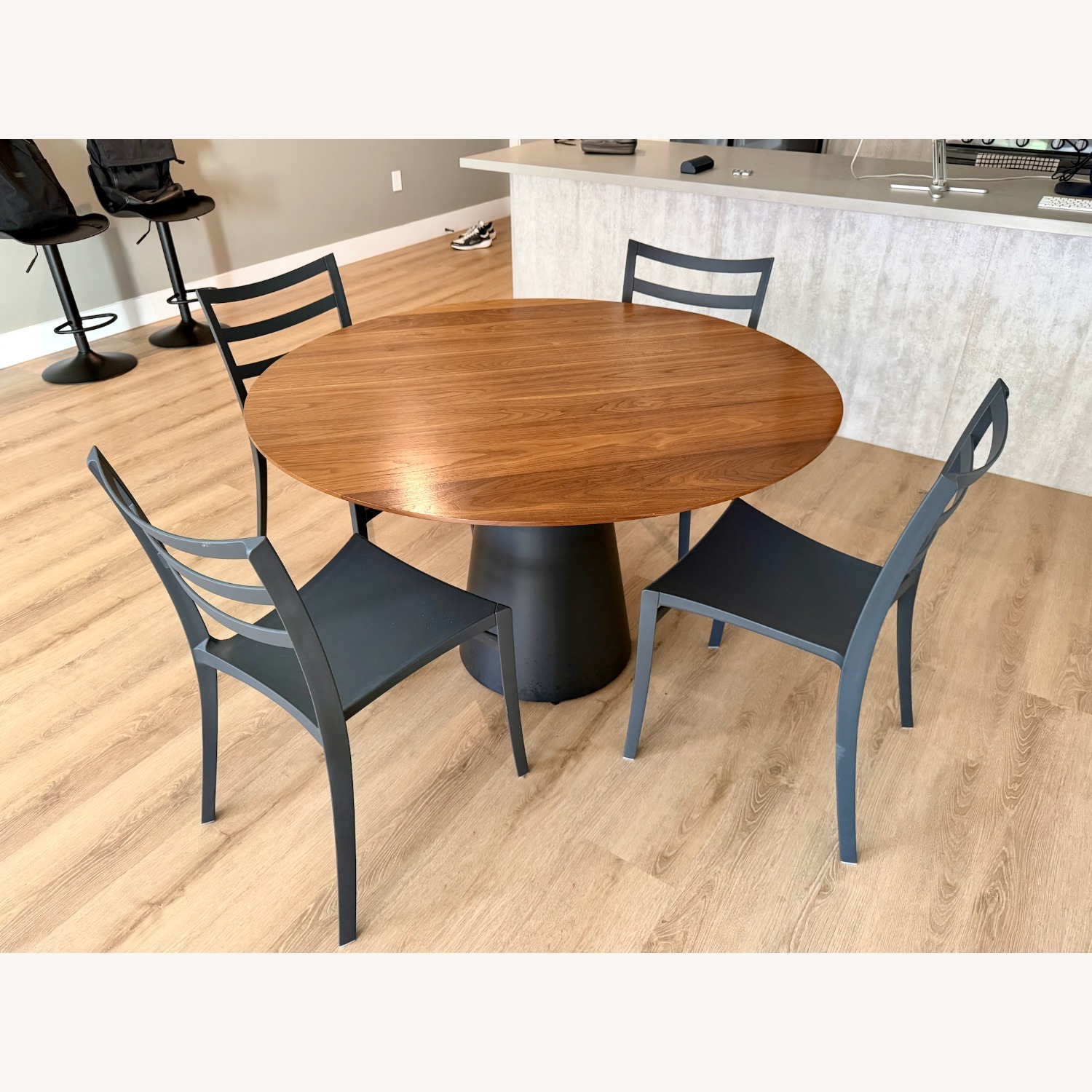 Decker Dining Table Set - image-2
