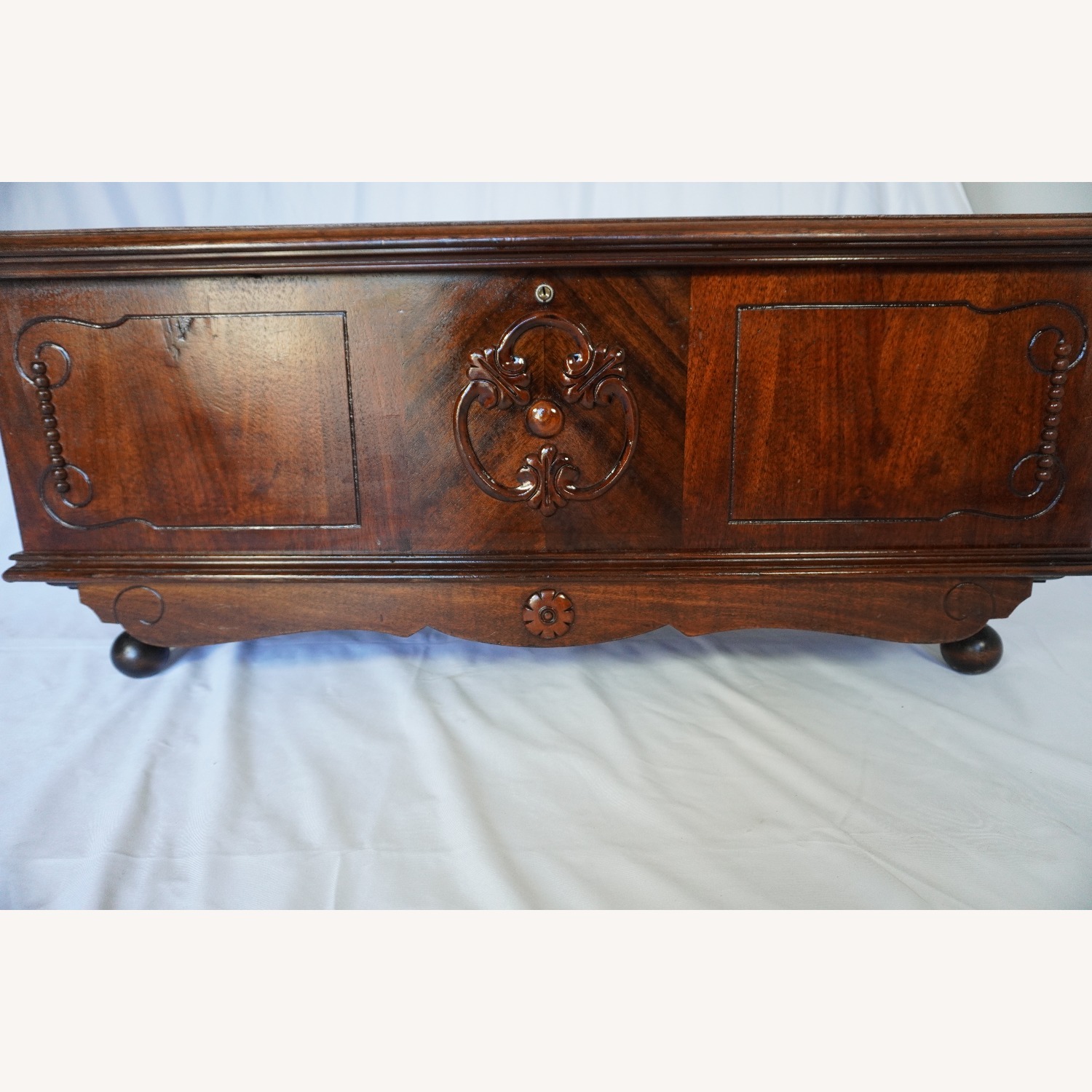Vintage Cedar Lined Hope Chest Solid Storage Trunk - image-6