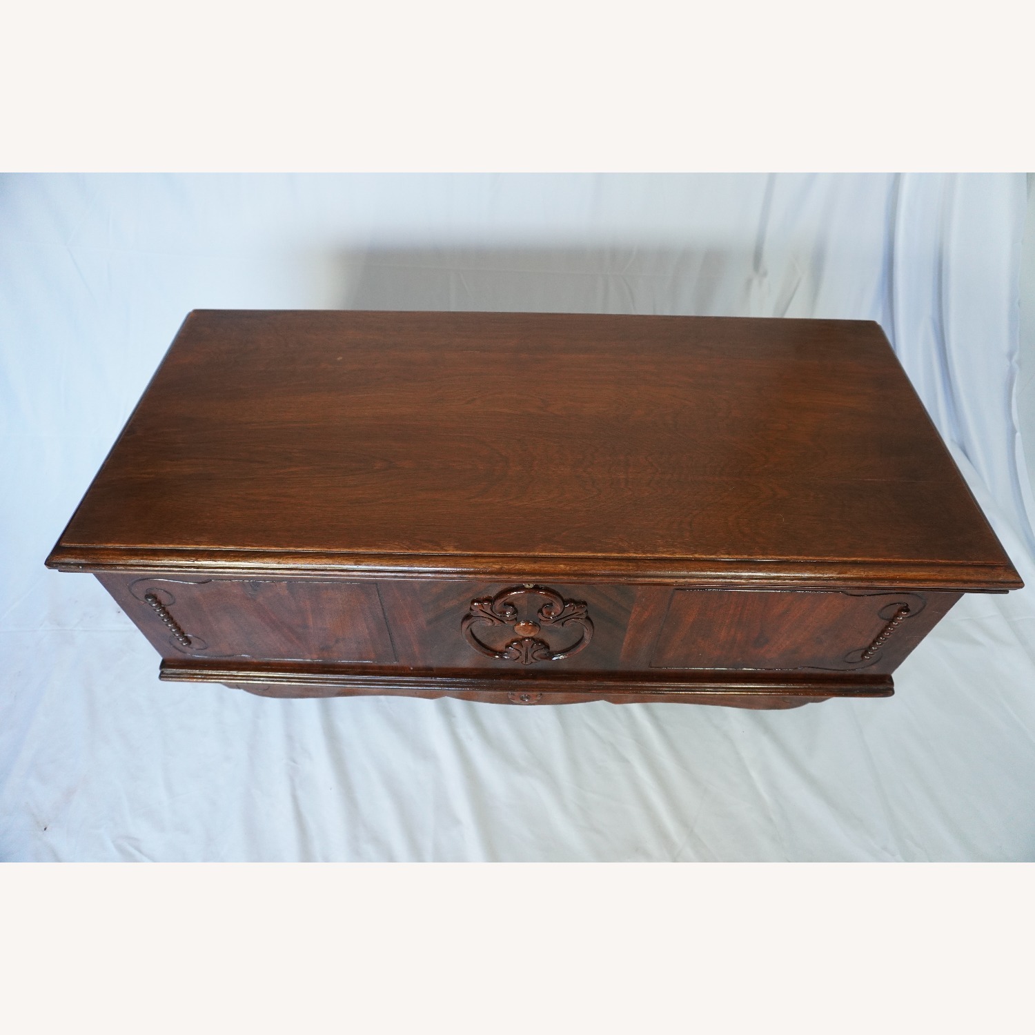 Vintage Cedar Lined Hope Chest Solid Storage Trunk - image-5