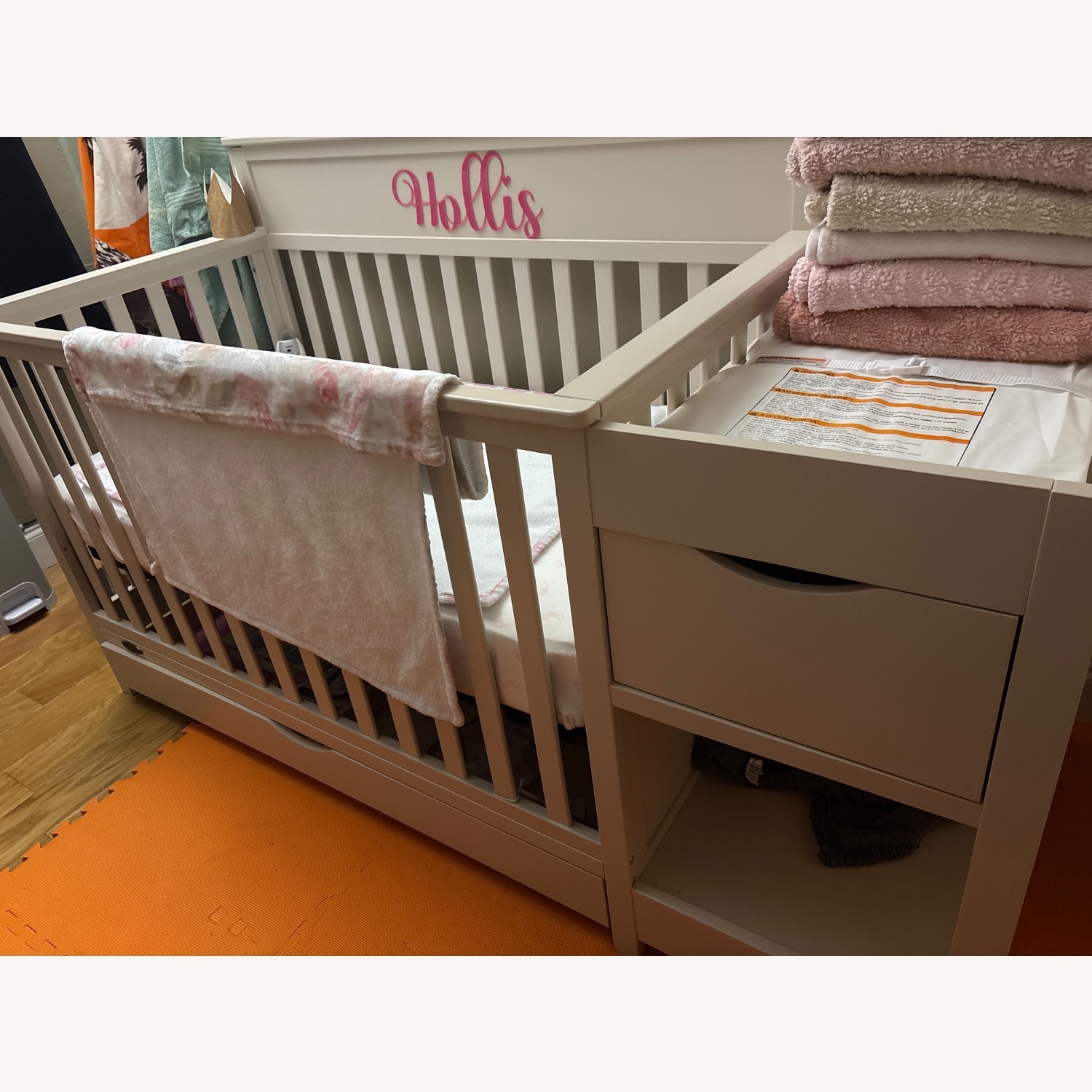  Graco Shiloh Crib - image-2
