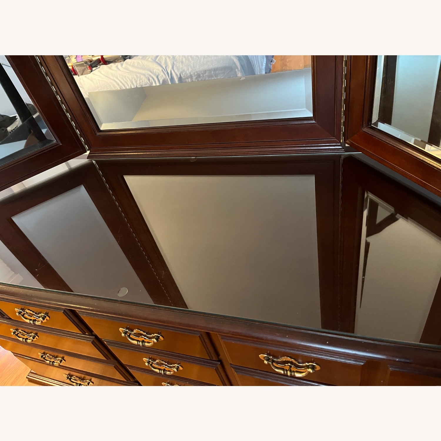 Thomasville Furniture Industries Dresser - image-4