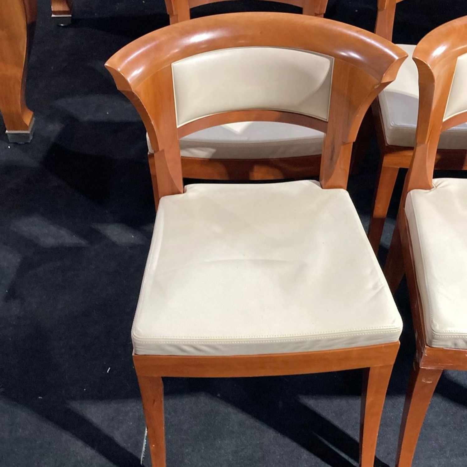 Leon Krier for Giorgetti Sella Magna Dining Set - image-10