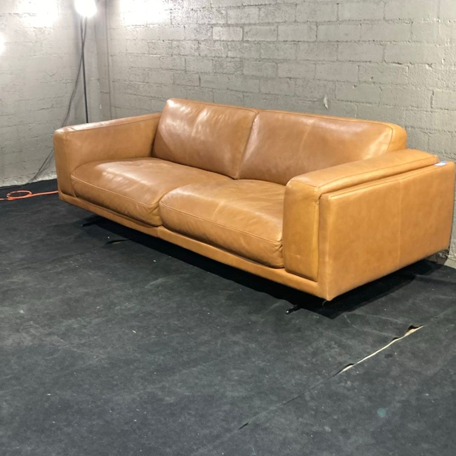 Copenhagen Furniture Nobu Caramel Leather Sofa - image-15
